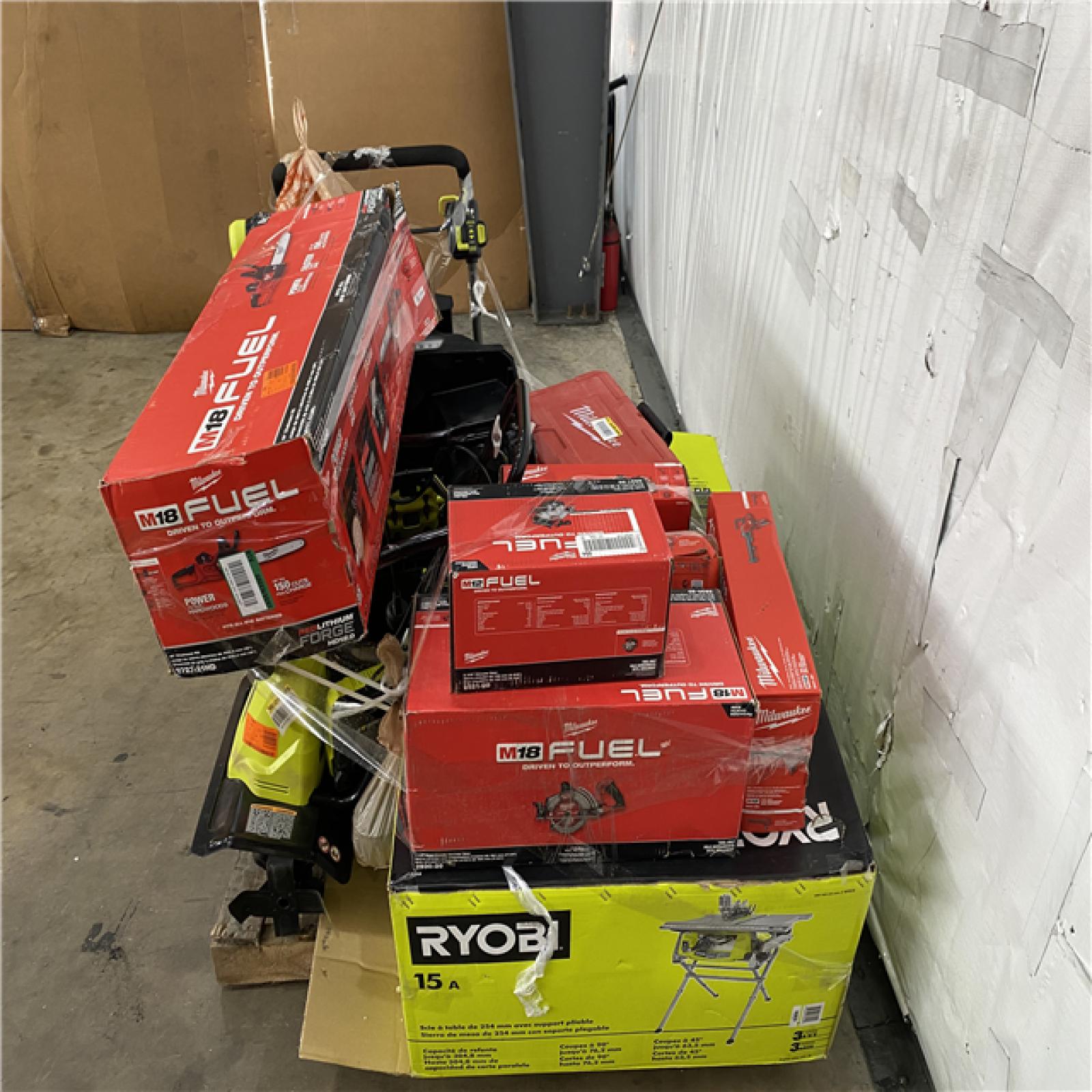 Houston Location AS IS - Tool Pallet