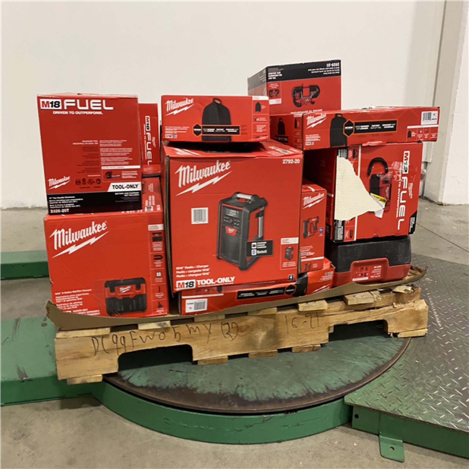 Dallas Location - As-Is MILWAUKEE Tool Pallet