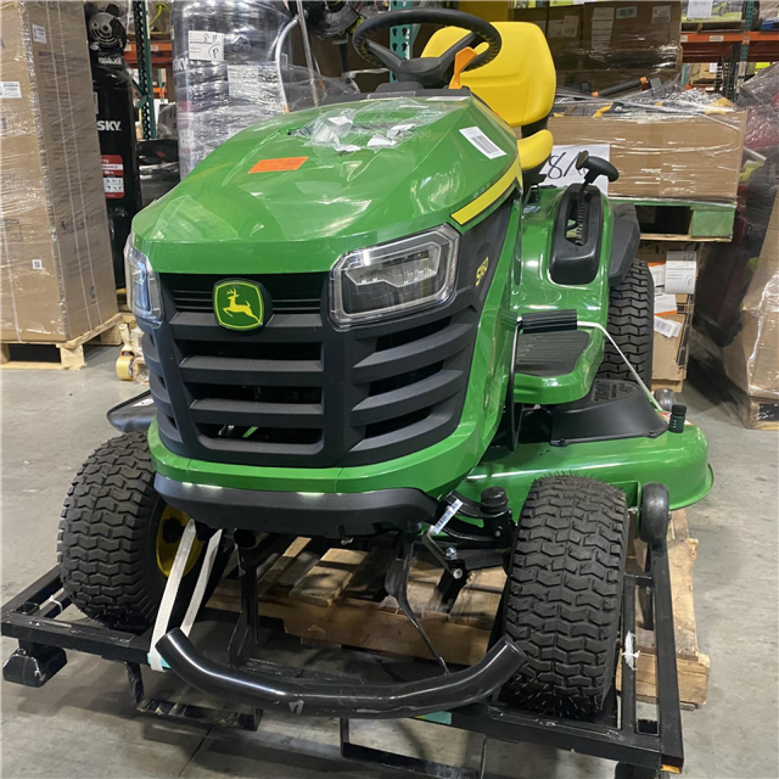 Dallas Location - As-Is S160 Lawn Tractor | John Deere