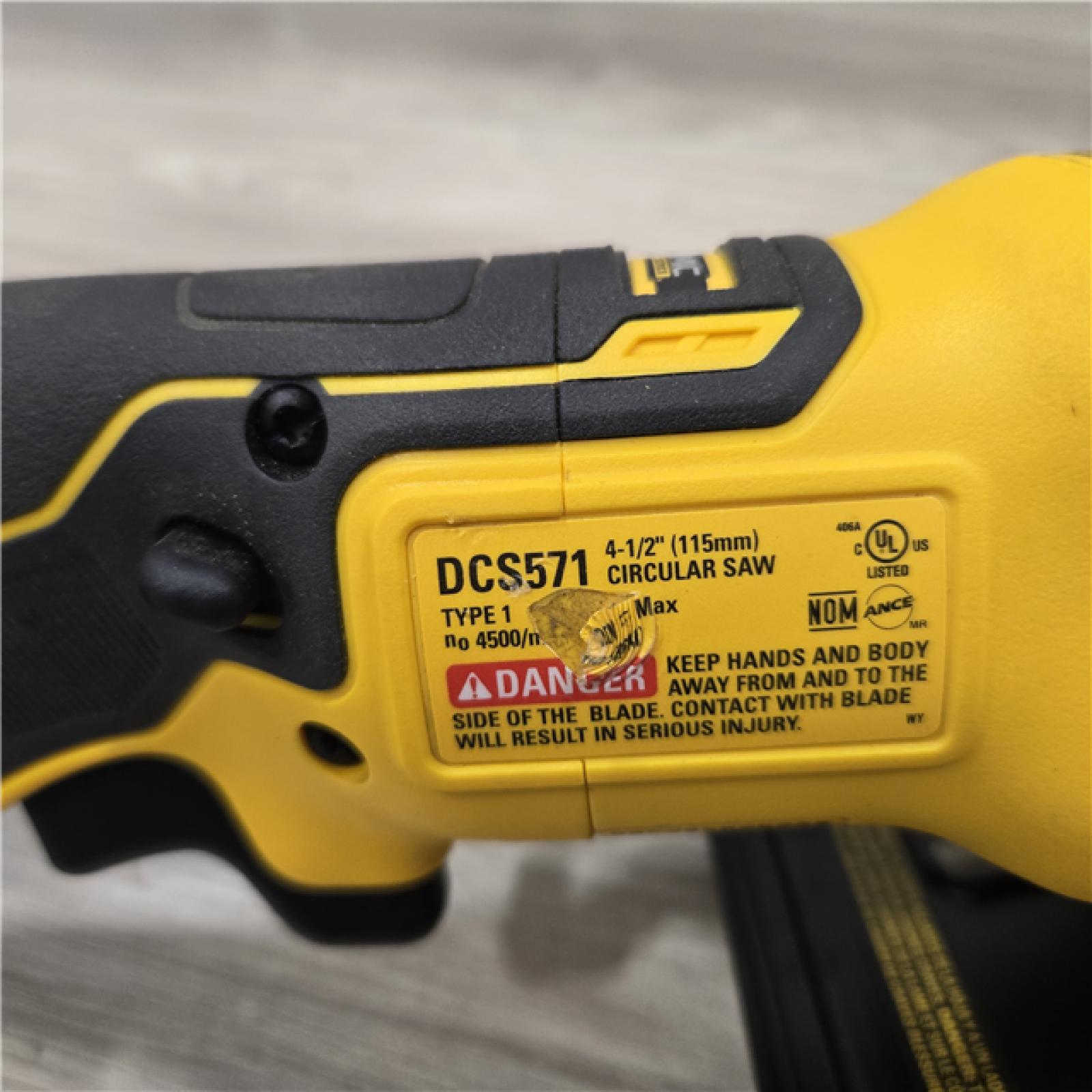 AS-IS DEWALT ATOMIC 20V MAX Cordless 4-1/2 in. Circular Saw (Tool Only)