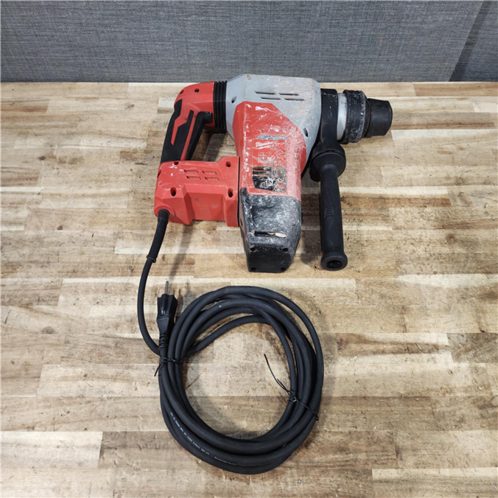 HOUSTON LOCATION - AS - IS Milwaukee 1-9/16 in. SDS-Max Rotary Hammer