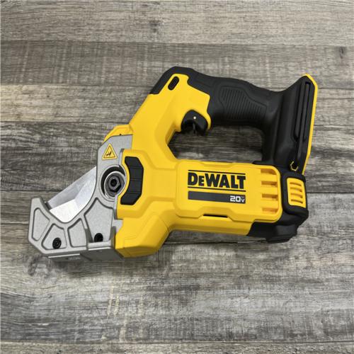 LIKE NEW - DEWALT 20V MAX Cordless Plastic Tubing Cutter (Tool Only)
