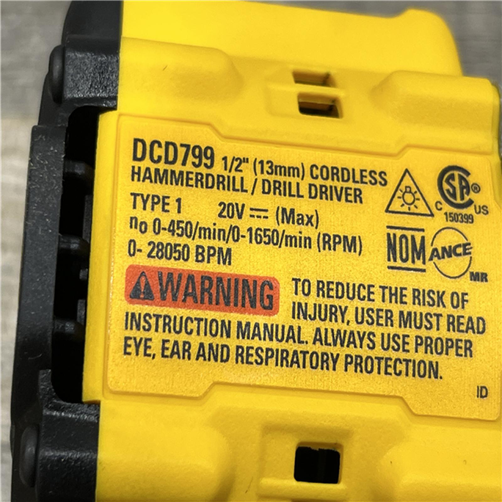AS-IS DEWALT ATOMIC 20V Lithium-Ion Cordless 1/2 in. Hammer Drill Kit