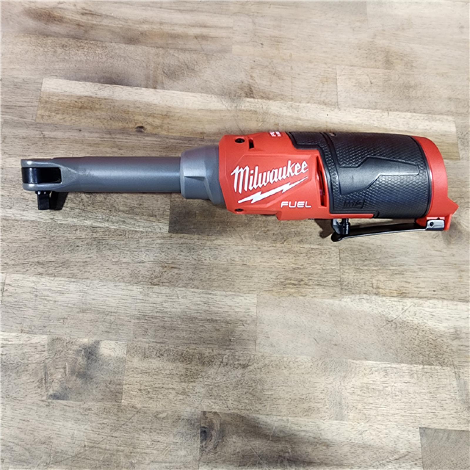 HOUSTON LOCATION - AS-IS Milwaukee M12 FUEL Brushless Cordless 3/8 in. Extended Reach High Speed Ratchet Kit