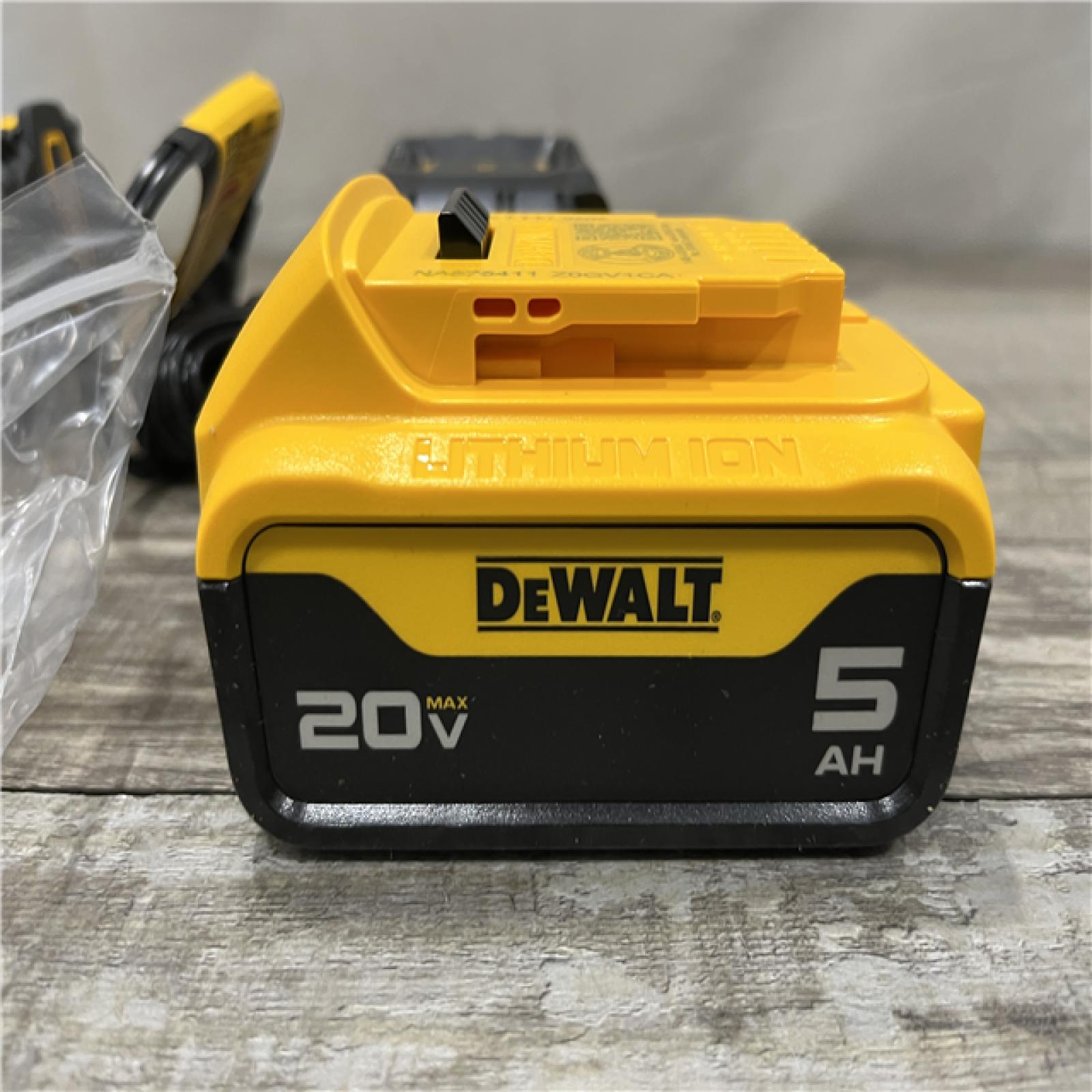 AS-IS DEWALT ATOMIC 20V Lithium-Ion Cordless 1/2 in. Hammer Drill Kit