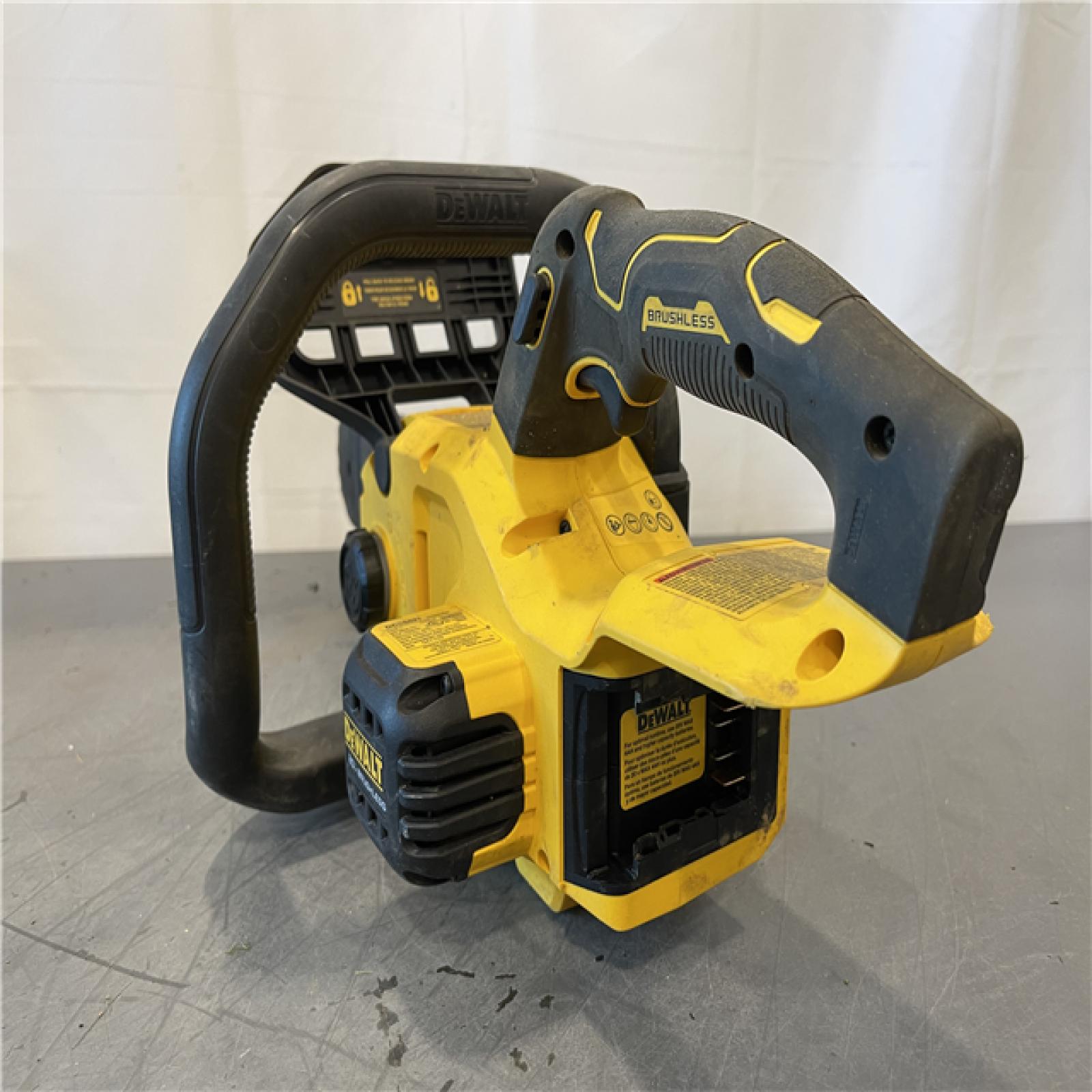 AS-IS - DeWalt 20V MAX 12 in. Cordless Battery Powered Chainsaw (Tool Only)