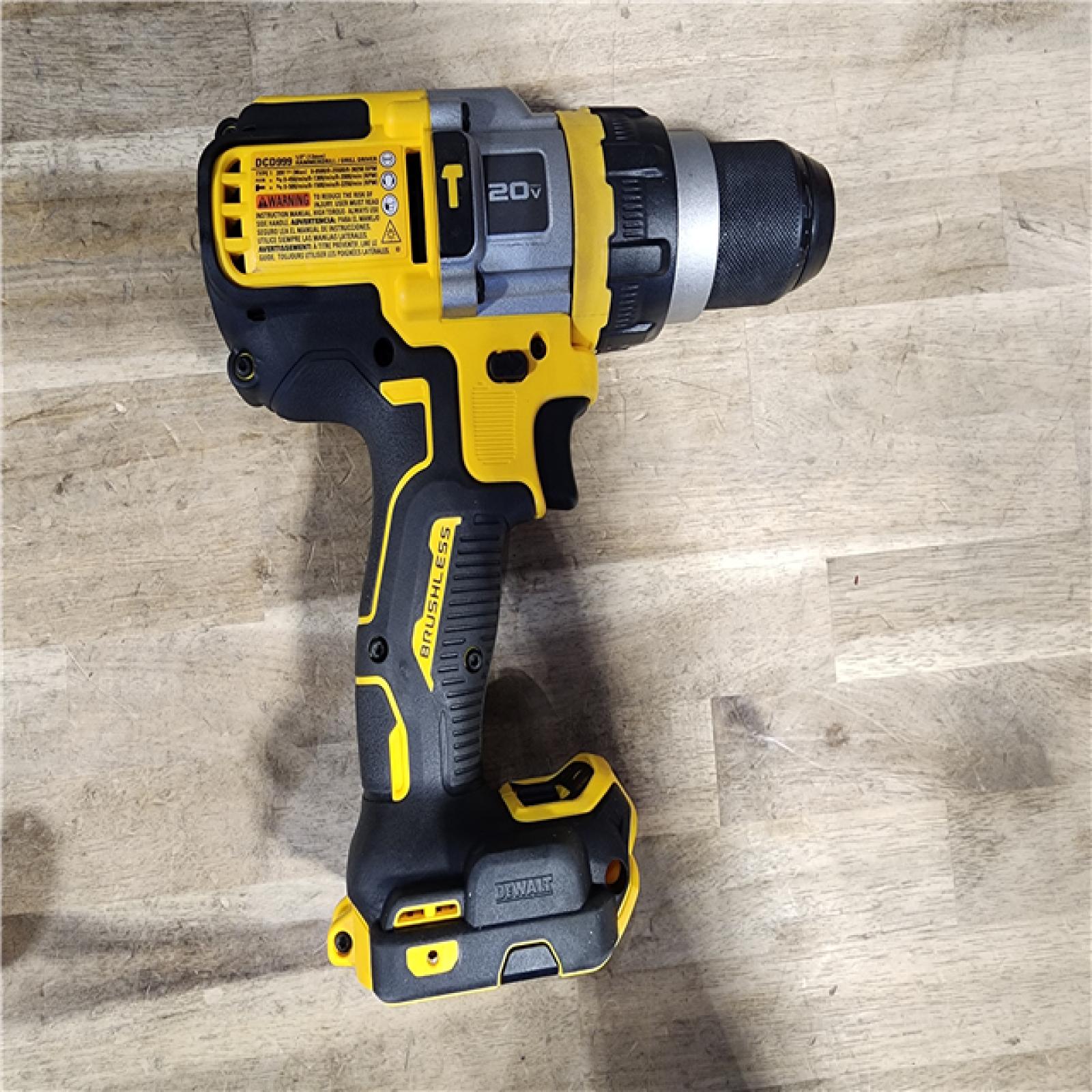 HOUSTON LOCATION - AS-IS Dewalt DCD999B 20V MAX Flexvolt 1/2 Cordless Hammer Drill W/ BATTERY & CHARGER