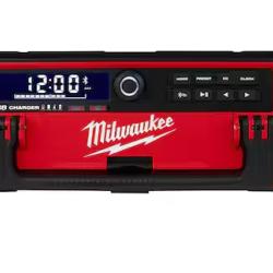 NEW!- MILWAUKEE M18 PACKOUT RADIO AND CHARGER