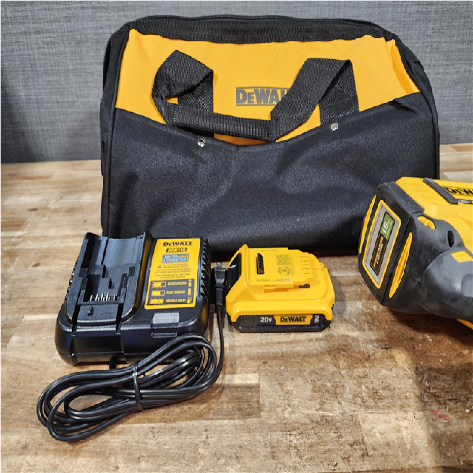 HOUSTON LOCATION - AS - IS DEWALT FINISH NAILER KIT
