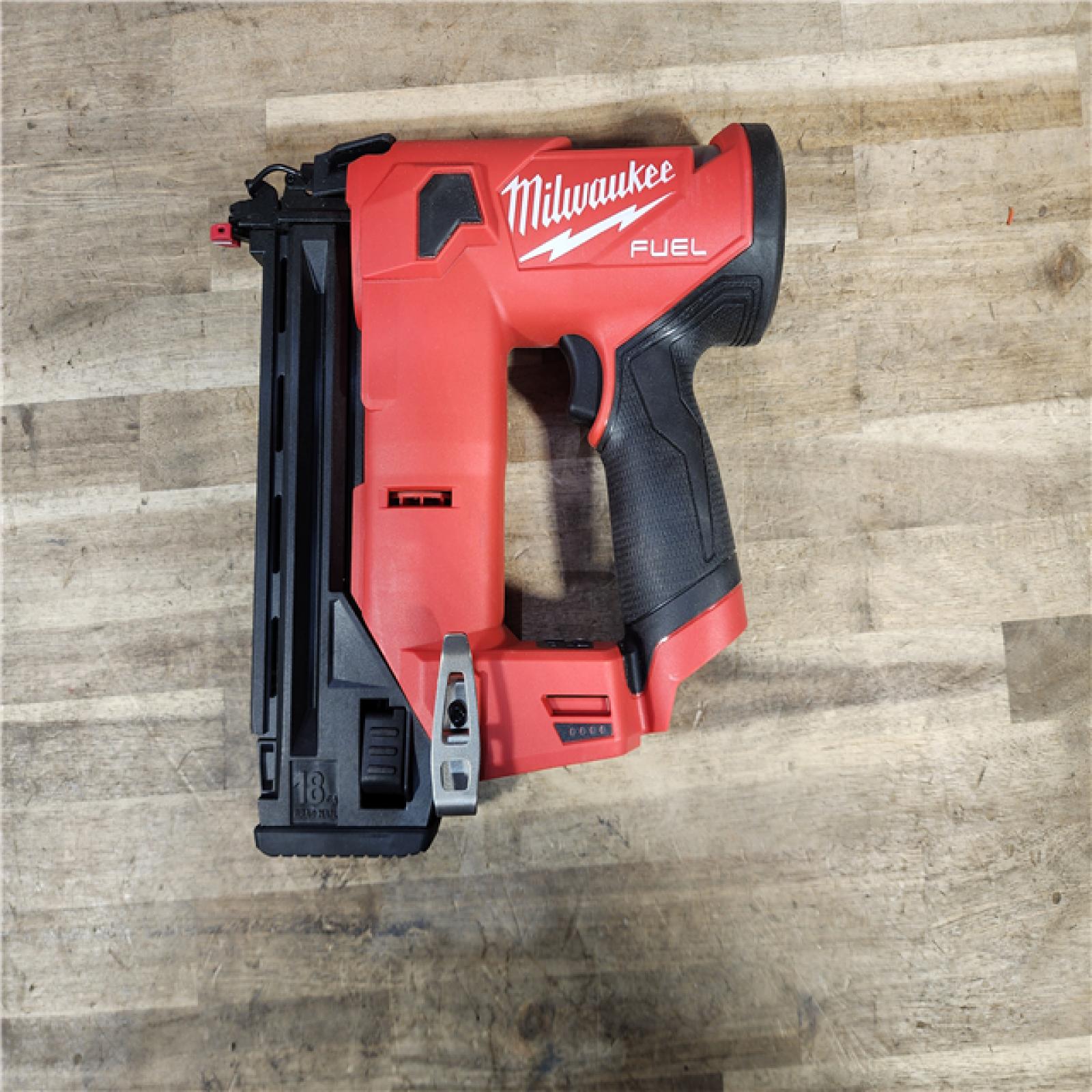 HOUSTON LOCATION - AS-IS M12 FUEL 12-Volt Lithium-Ion Brushless Cordless 18-Guage Compact Brad Nailer (Tool Only)