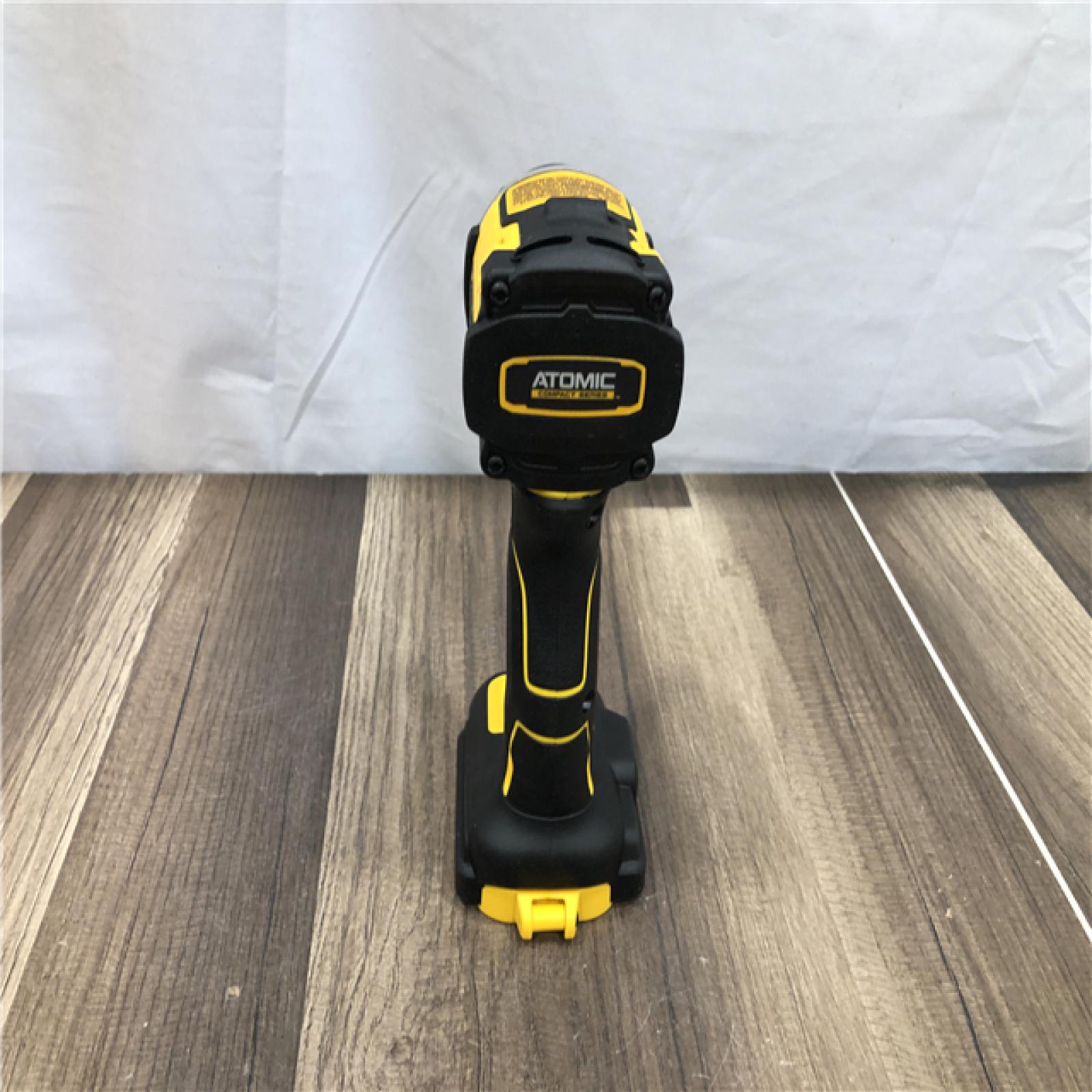 AS-IS DEWALT ATOMIC 20V MAX Lithium-Ion Cordless 1/4 in. Brushless Impact Driver Kit