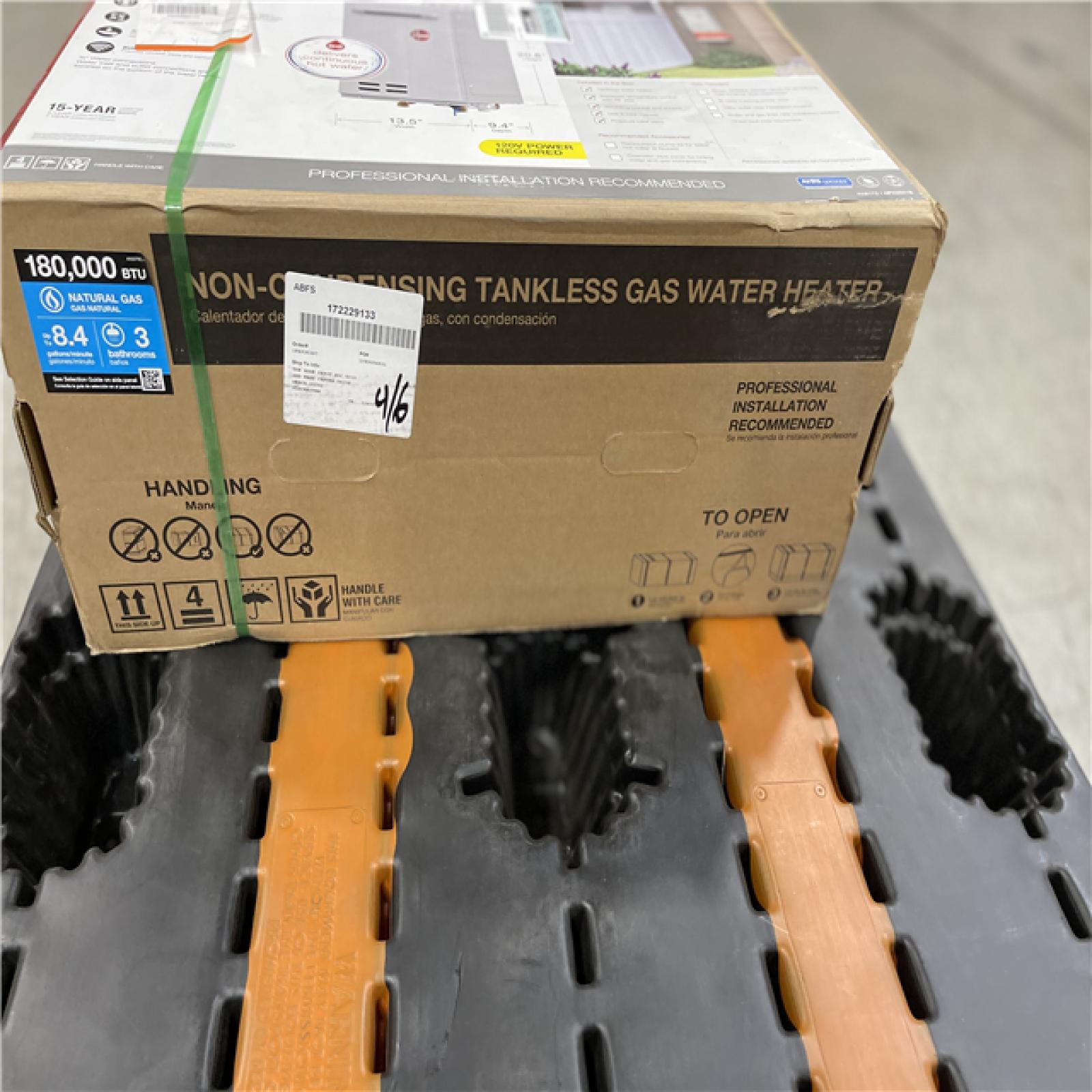 NEW!-Rheem Performance Plus 8.4 GPM Smart Non-Condensing Outdoor Natural Gas Tankless Water Heater