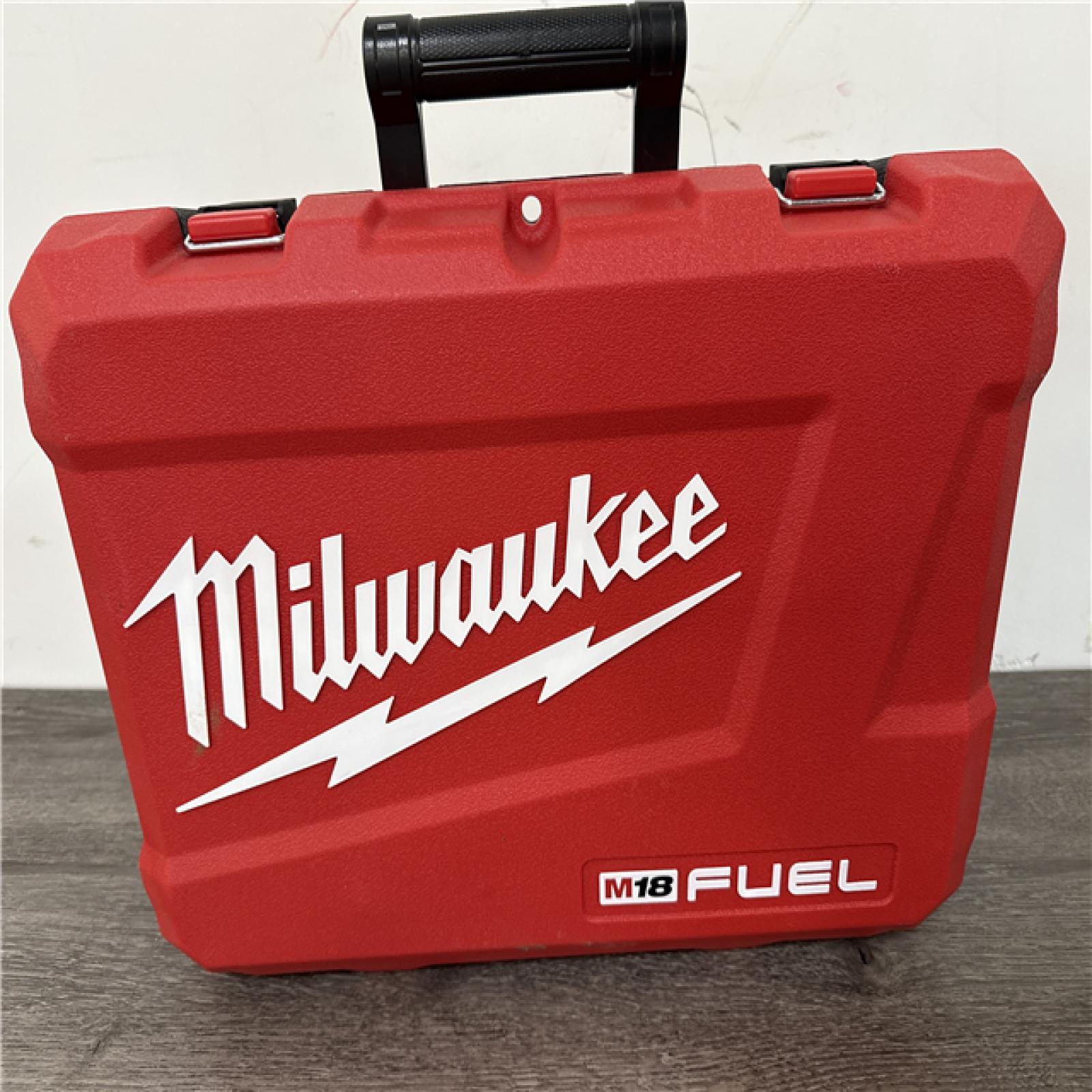 CALIFORNIA NEW Milwaukee M18 2-Tool Combo Kit  Includes (2) Batteries  Charger and Hard Case