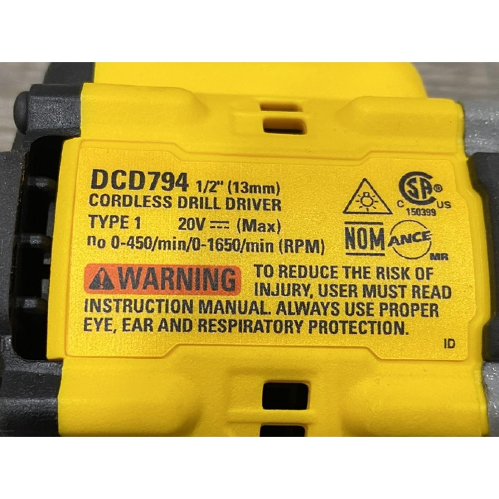 AS-IS DEWALT Atomic 20V Lithium-Ion Cordless Compact 1/2 in. Drill/Driver Kit