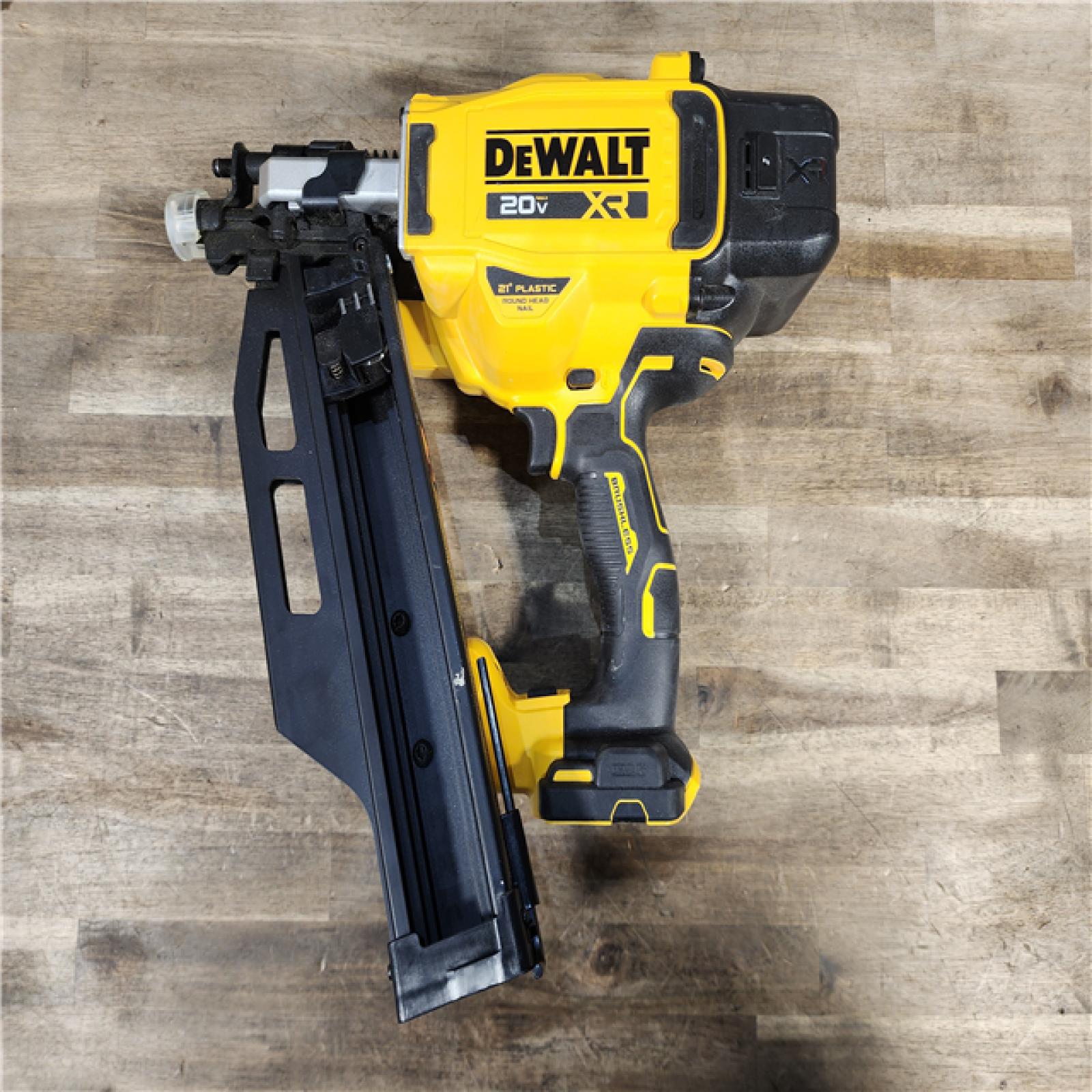 HOUSTON LOCATION - AS-IS DEWALT 20-Volt 21° Cordless Framing Nailer (Tool-Only)