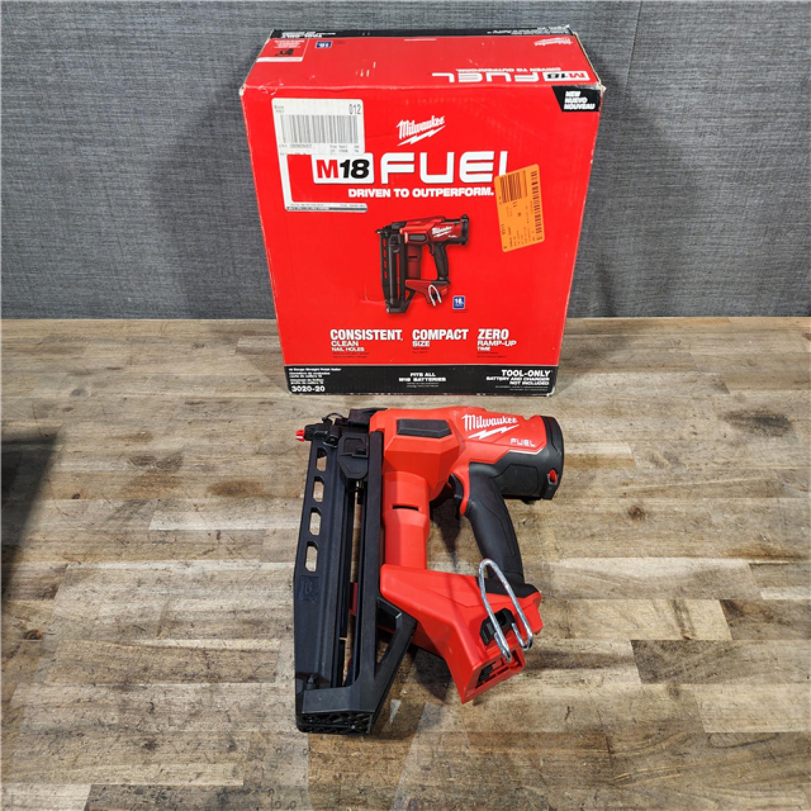HOUSTON LOCATION - AS-IS Milwaukee Tool Cordless Finish Nail Gun 18 V 3020-20