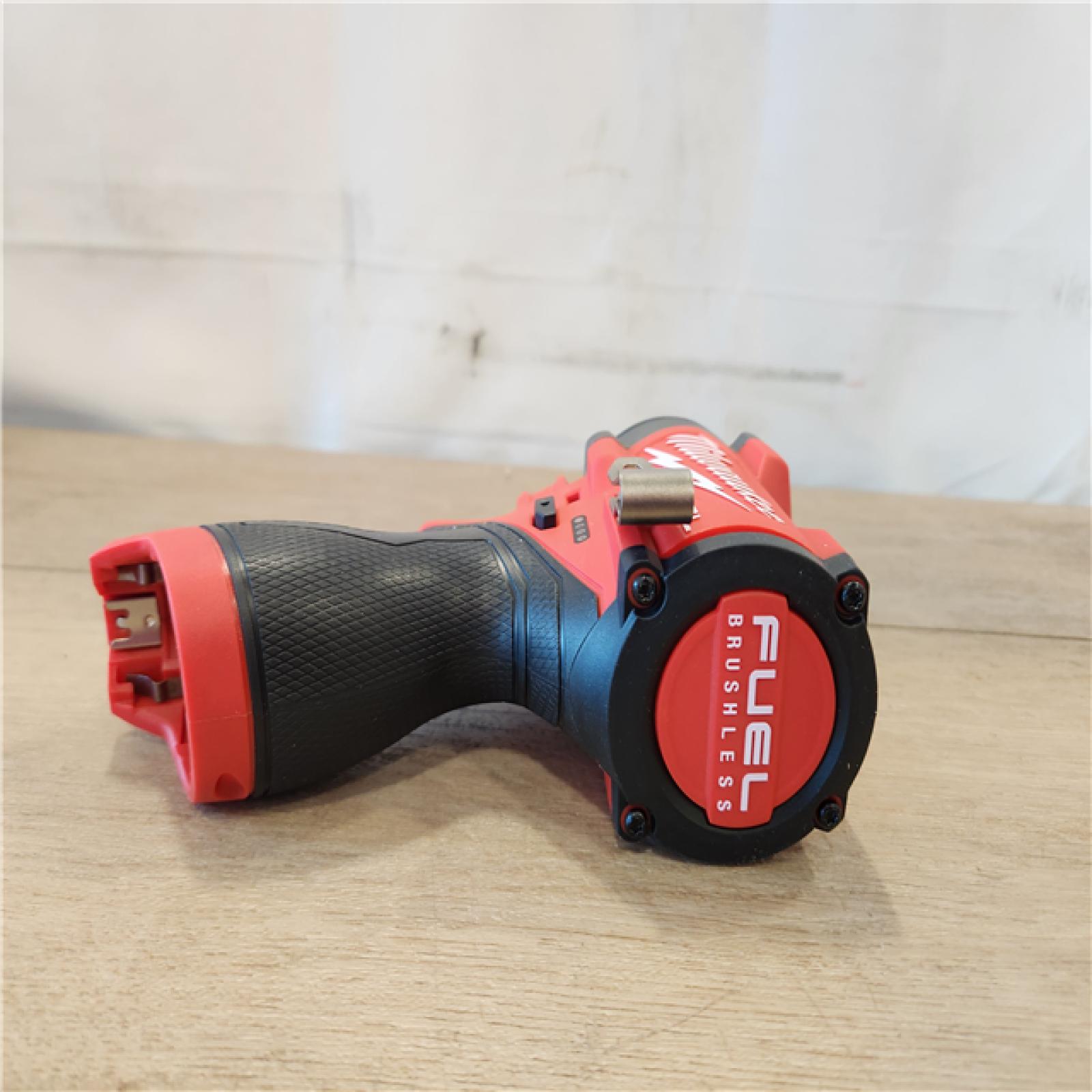 AS-IS- Milwaukee FUEL 12V Li-Ion Brushless Cordless Stubby 3/8 in. Impact Wrench Kit