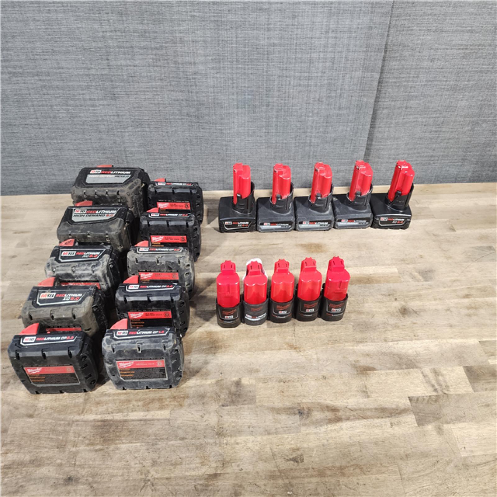 HOUSTON LOCATION - AS-IS MILWAUKEE BATTERY PACK QTY - 20