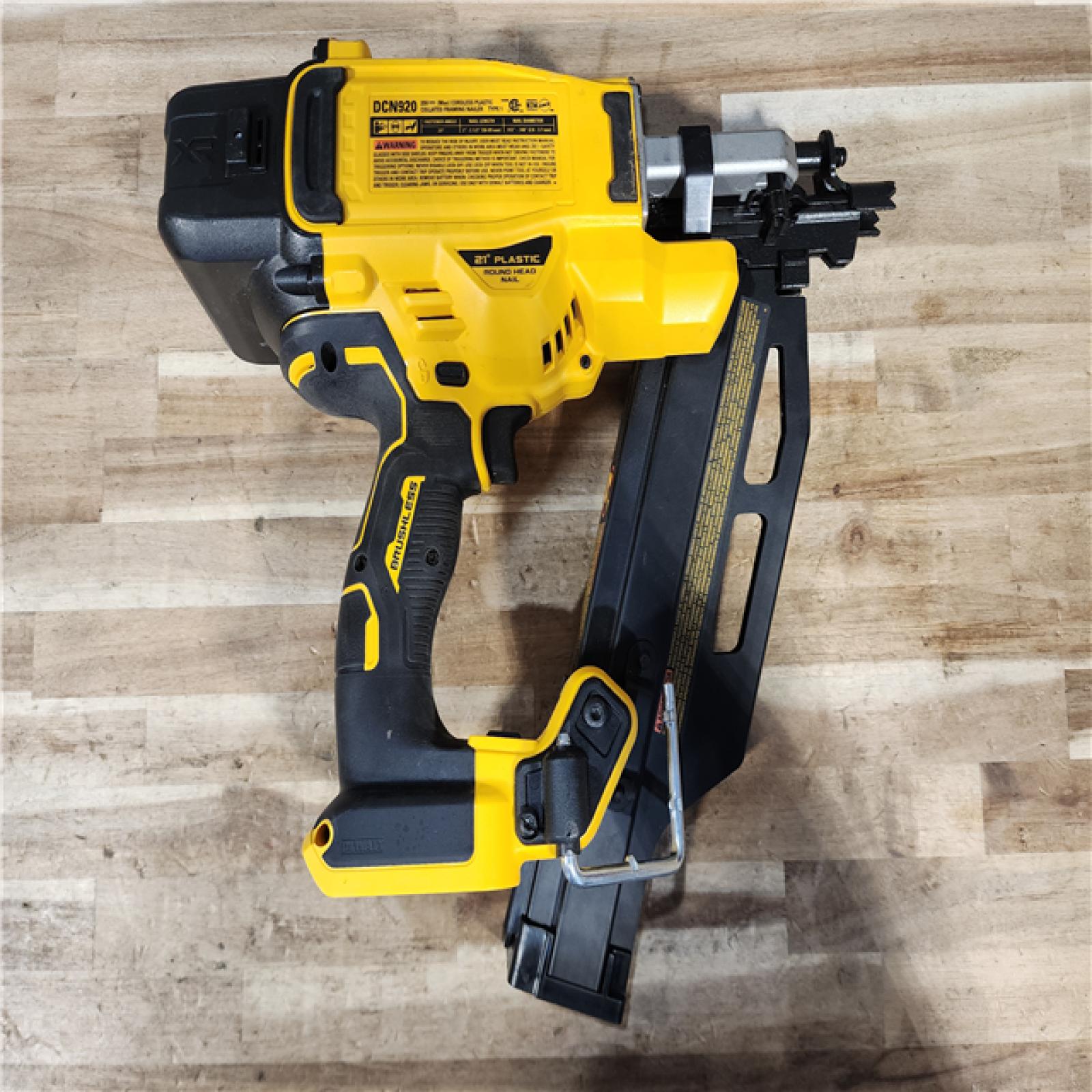 HOUSTON LOCATION - AS-IS DEWALT 20-Volt 21° Cordless Framing Nailer (Tool-Only)