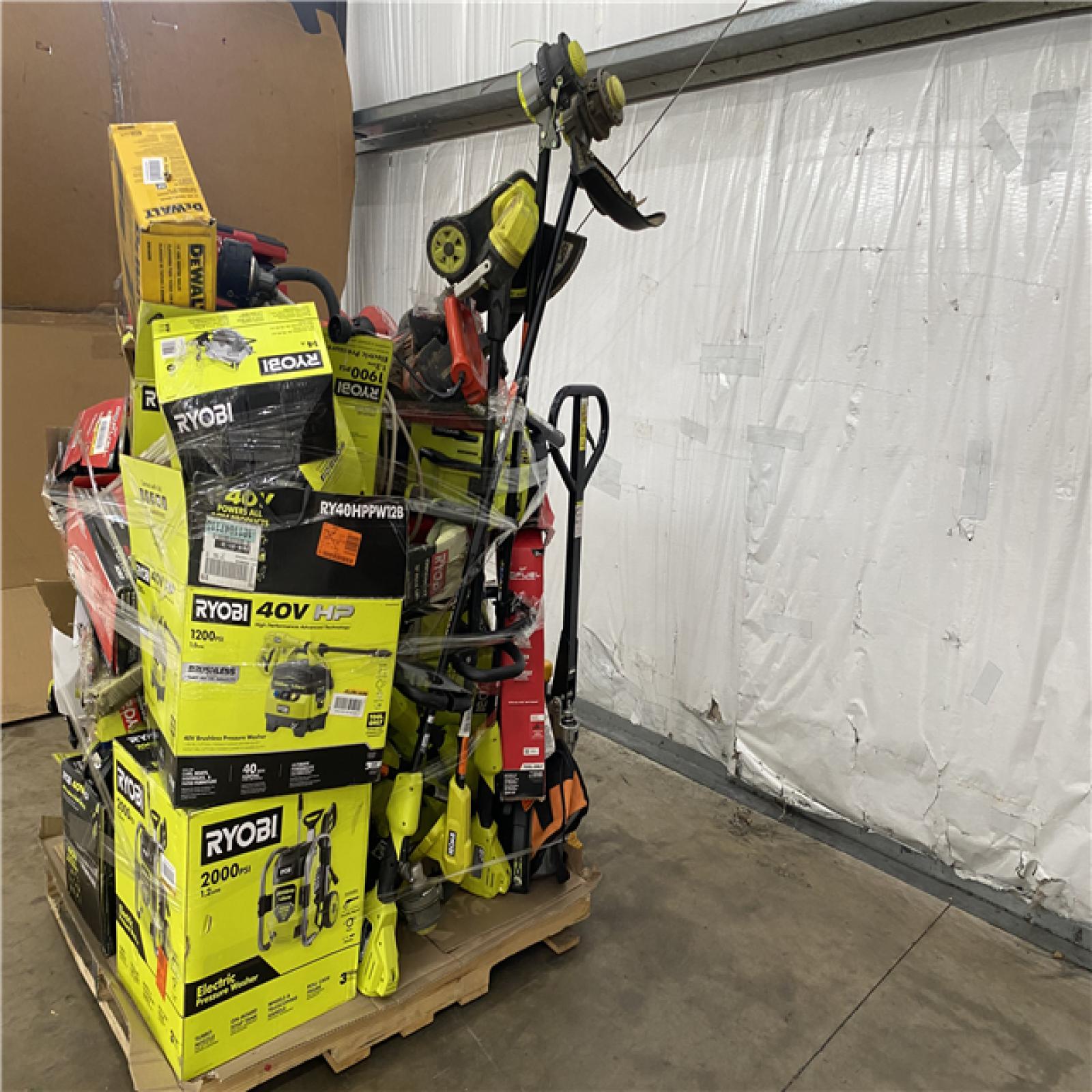 Houston Location AS IS - Tool Pallet