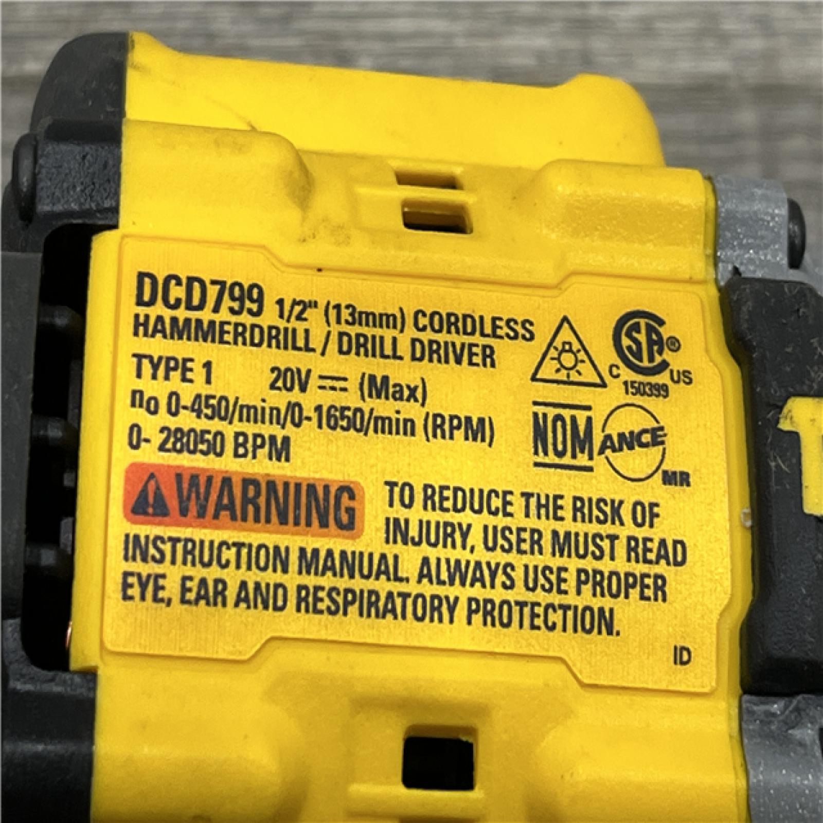 AS-IS DEWALT ATOMIC 20V Lithium-Ion Cordless 1/2 in. Hammer Drill Kit