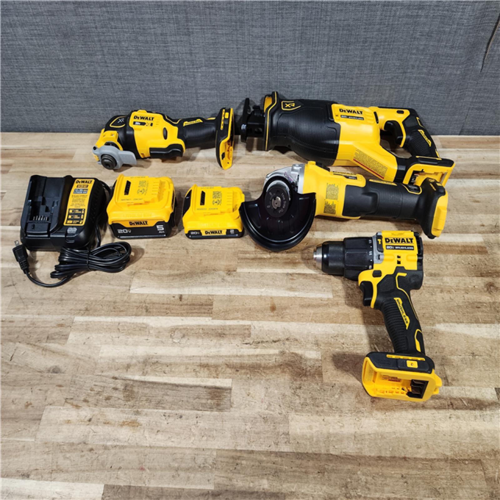 HOUSTON LOCATION - AS - IS DEWALT 4 TOOL COMBO KIT W/ (2) BATTERY & CHARGER