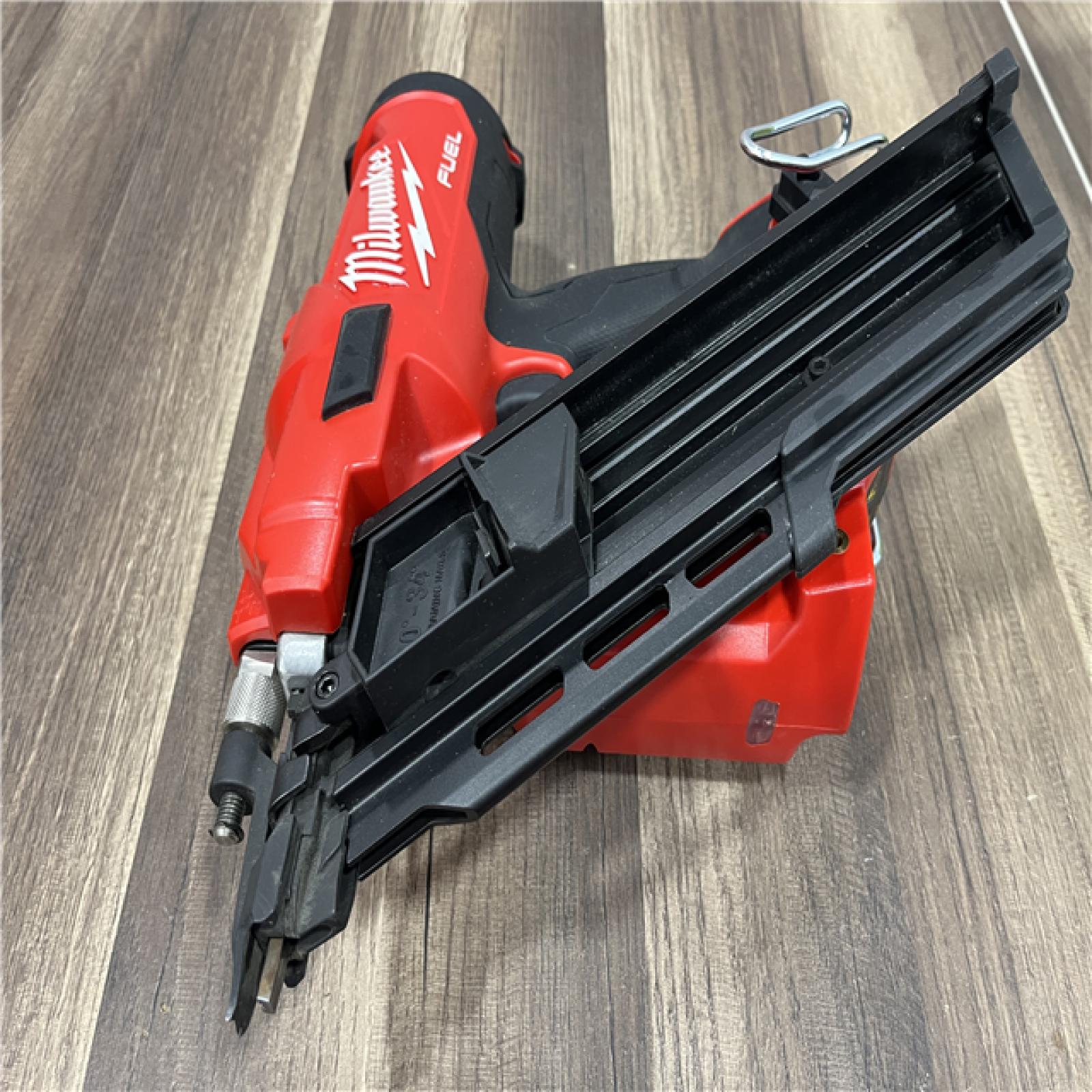 GOOD Milwaukee M18 FUEL 3-1/2 in. 18-Volt 30-Degree Lithium-Ion Brushless Cordless Framing Nailer (Tool-Only)