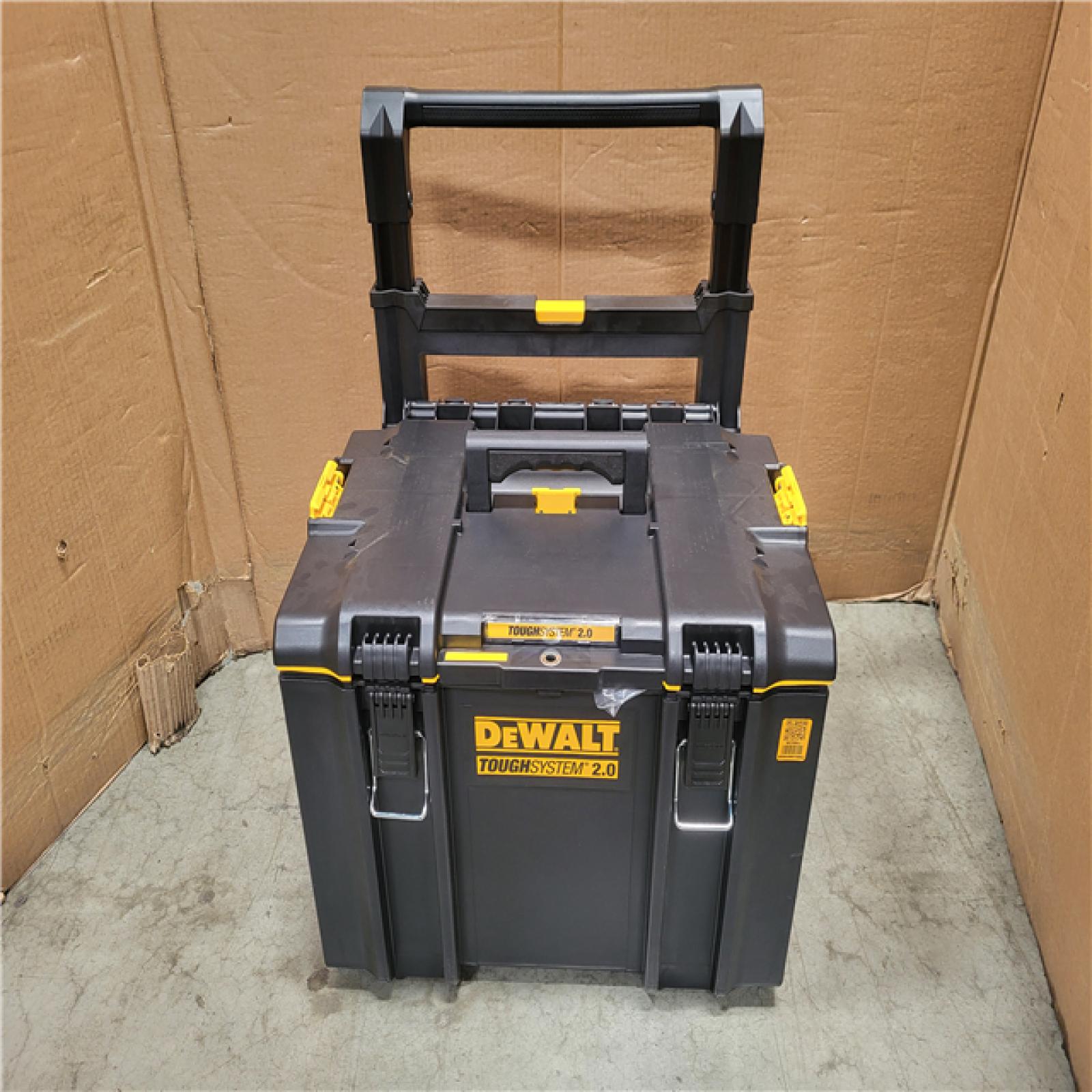 CALIFORNIA NEW DEWALT BRUSHLESS 6-TOOL COMBO KIT WITH TOUGHSYSTEM 2.0