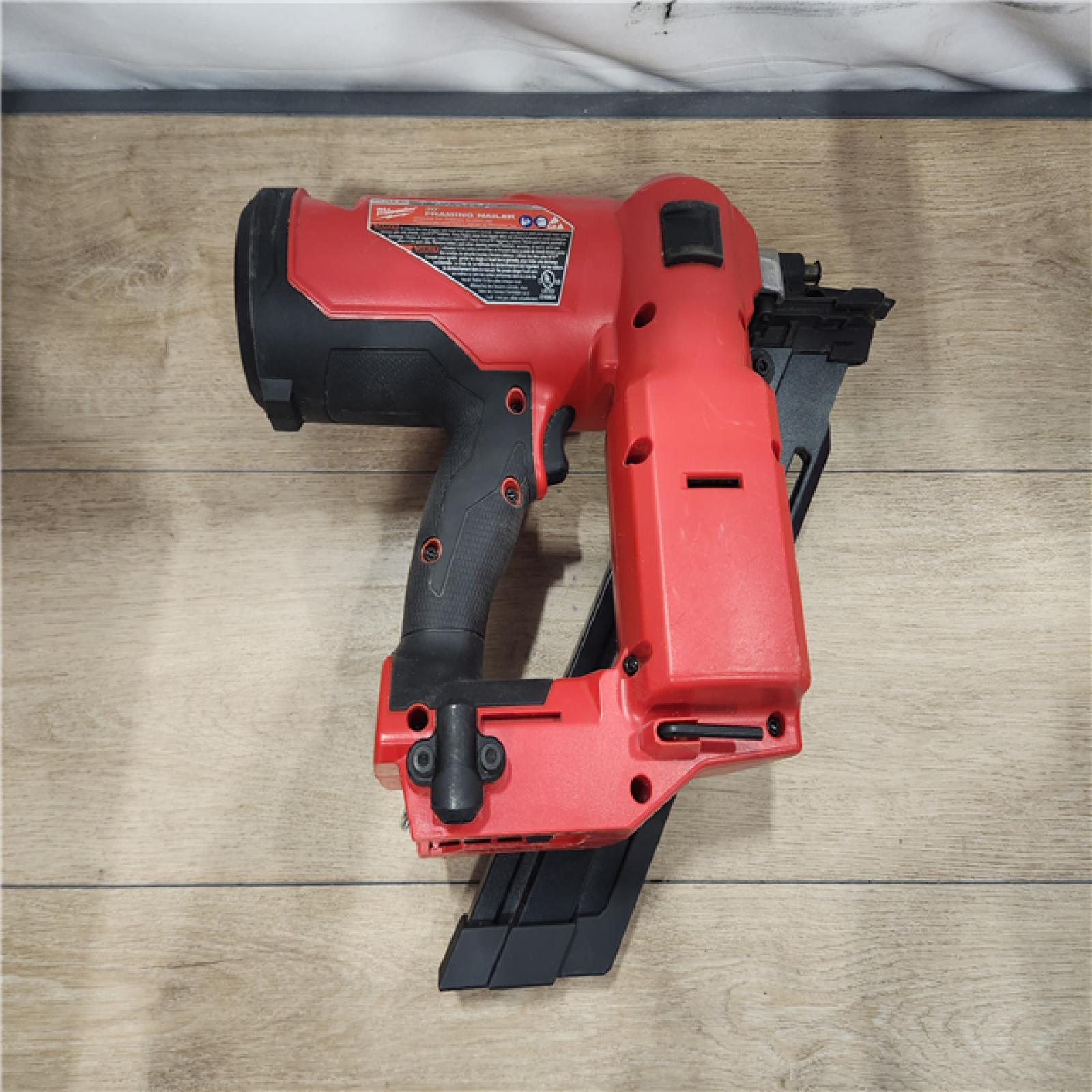 AS-IS- MILWAUKEE 21 DEGREE FRAMING NAILER (TOOL ONLY)
