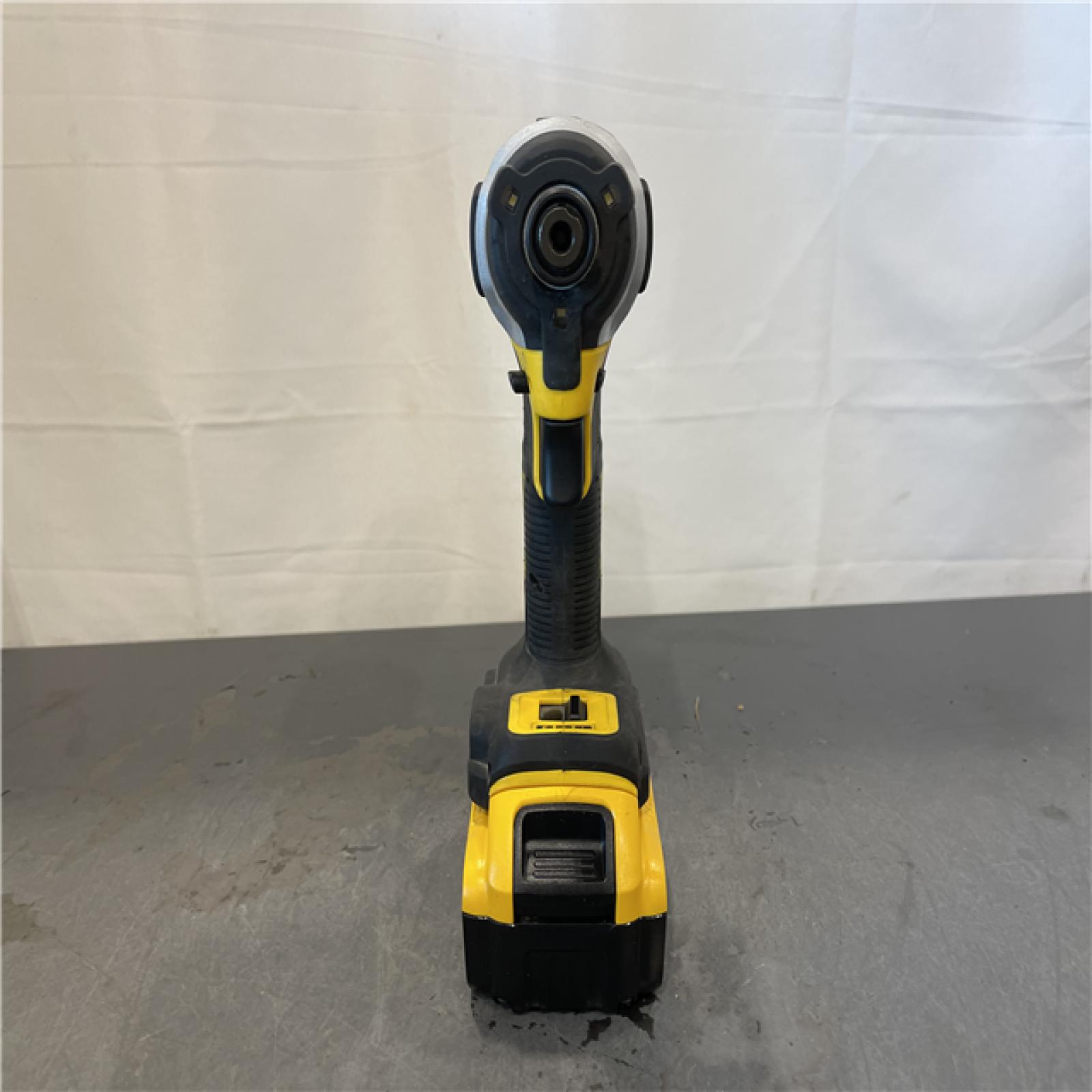 AS-IS - DeWalt ATOMIC 20V MAX Lithium-Ion Cordless 1/4 in. Brushless Impact Driver Kit