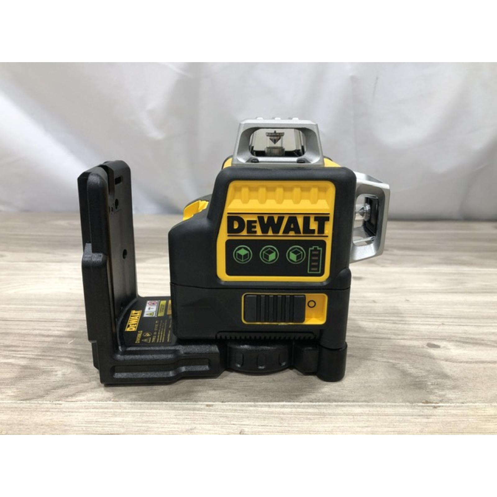 AS-IS DeWalt 12V MAX Lithium-Ion 100 Ft. Green Self-Leveling 3-Beam 360 Degree Laser Level Kit