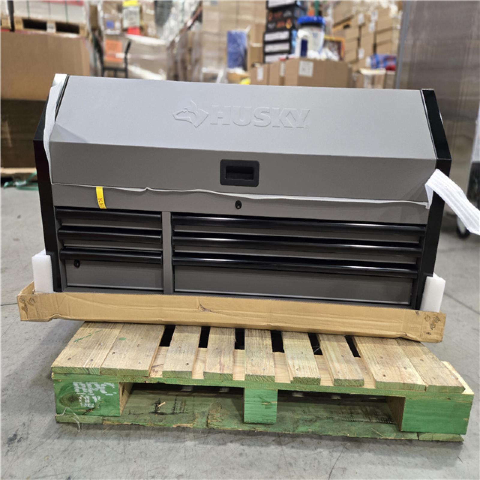 DALLAS LOCATION- HUSKY Heavy-Duty 52 in. W x 20 in. D 6-Drawer Matte Gray Steel Top Tool Chest