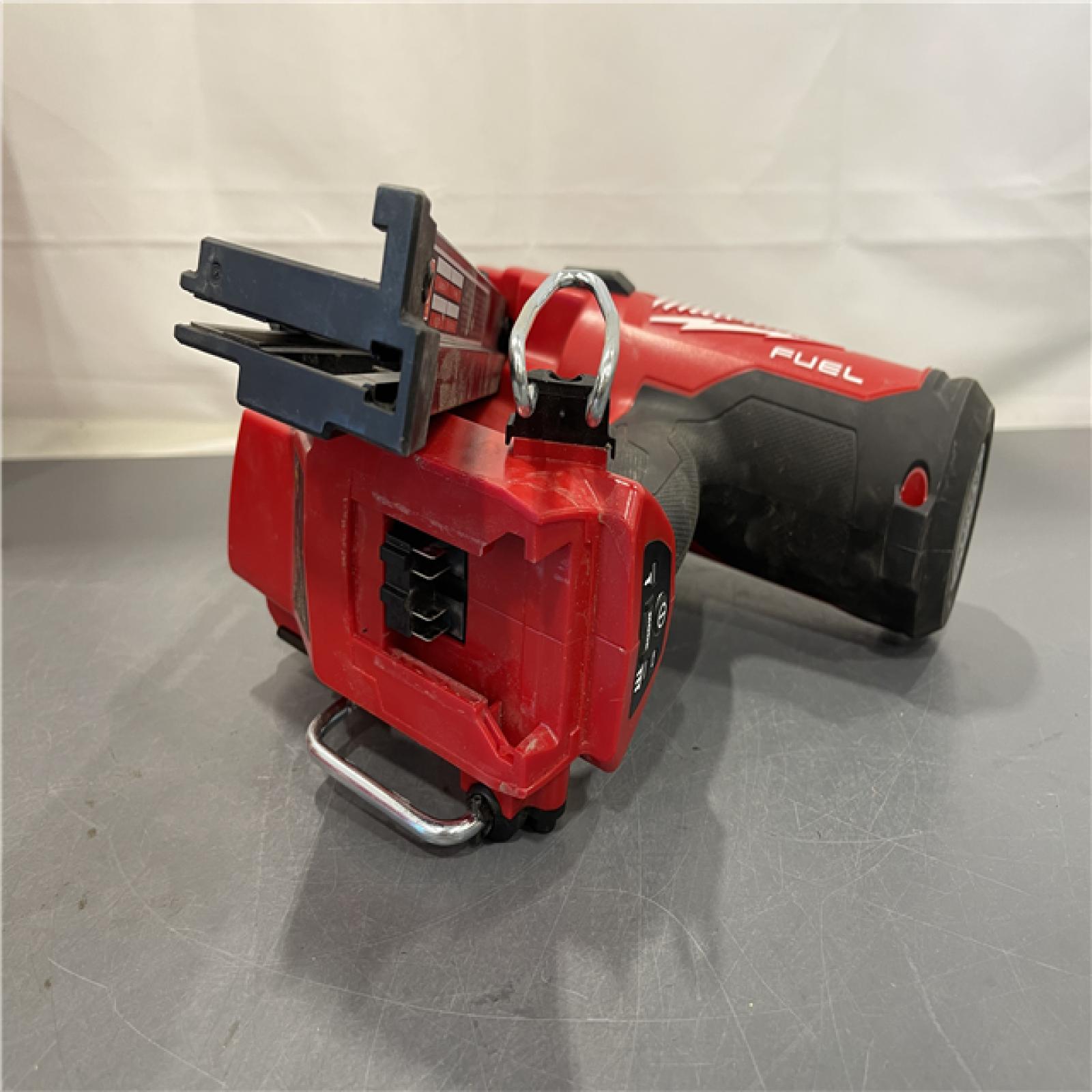 AS-IS - Milwaukee M18 FUEL 3-1/2 in. 18-Volt 30-Degree Lithium-Ion Brushless Cordless Framing Nailer