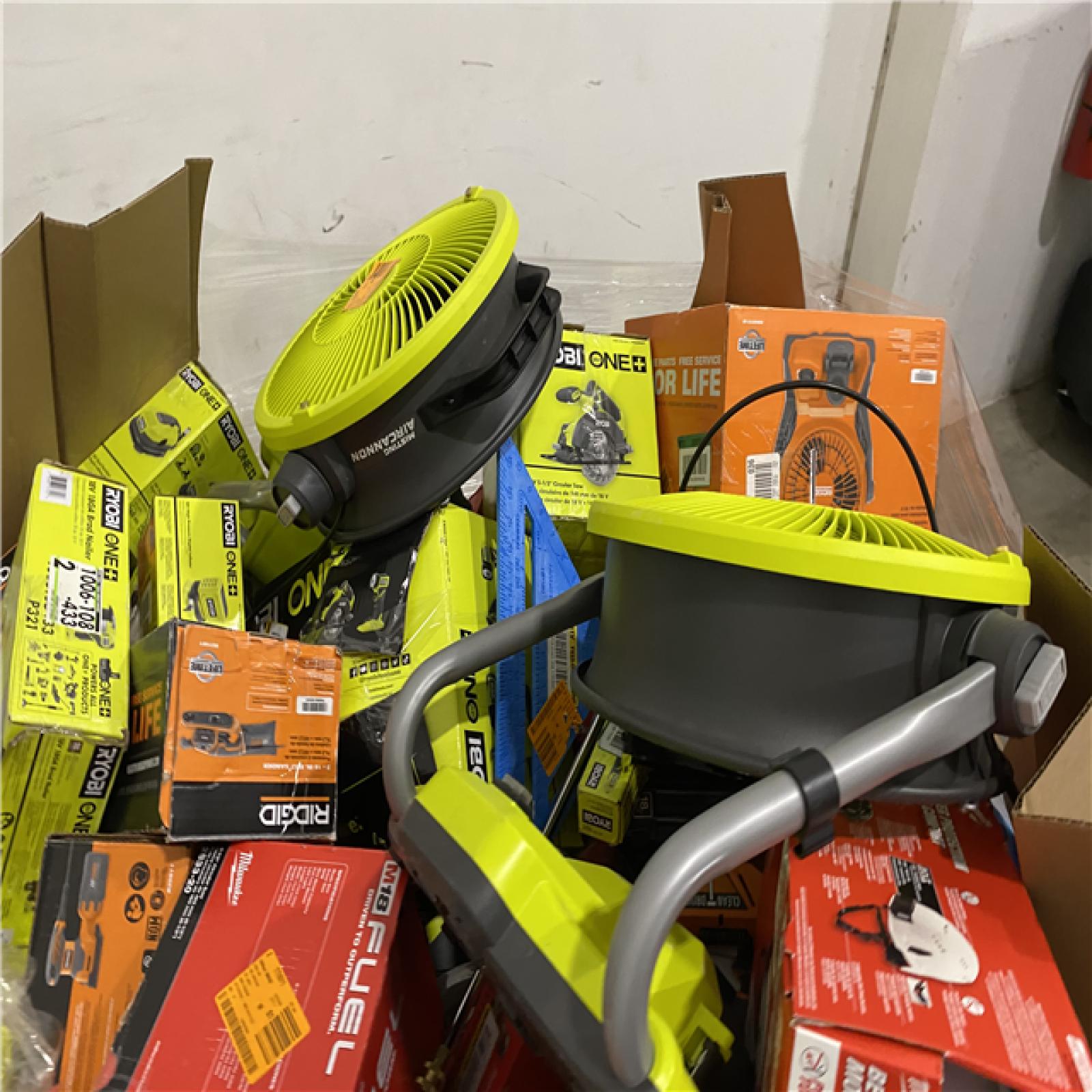 Dallas Location - As-Is Tool Pallet