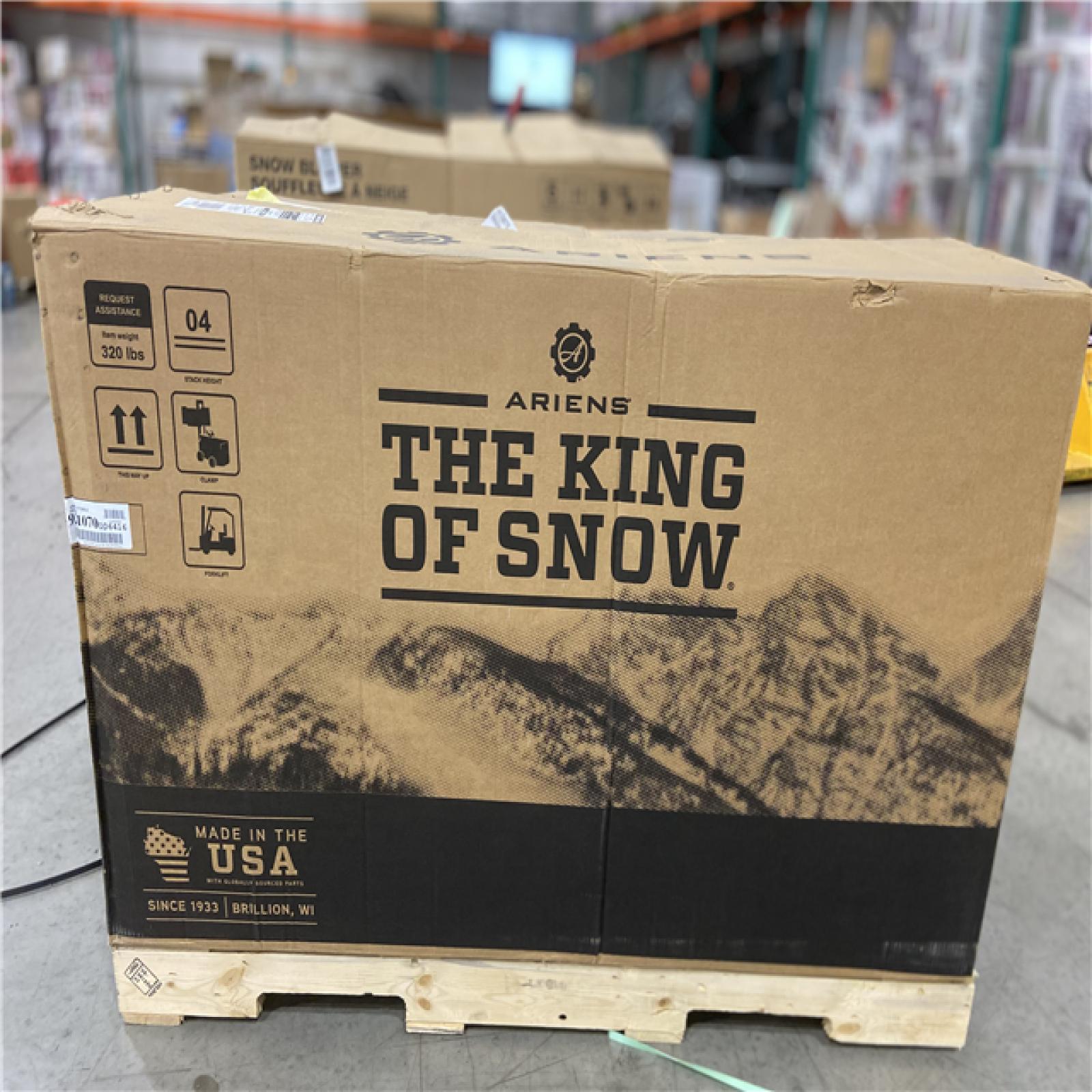 DALLAS LOCATION - Ariens Deluxe 28 in. 2-stage Self-Propelled Gas Snow Blower