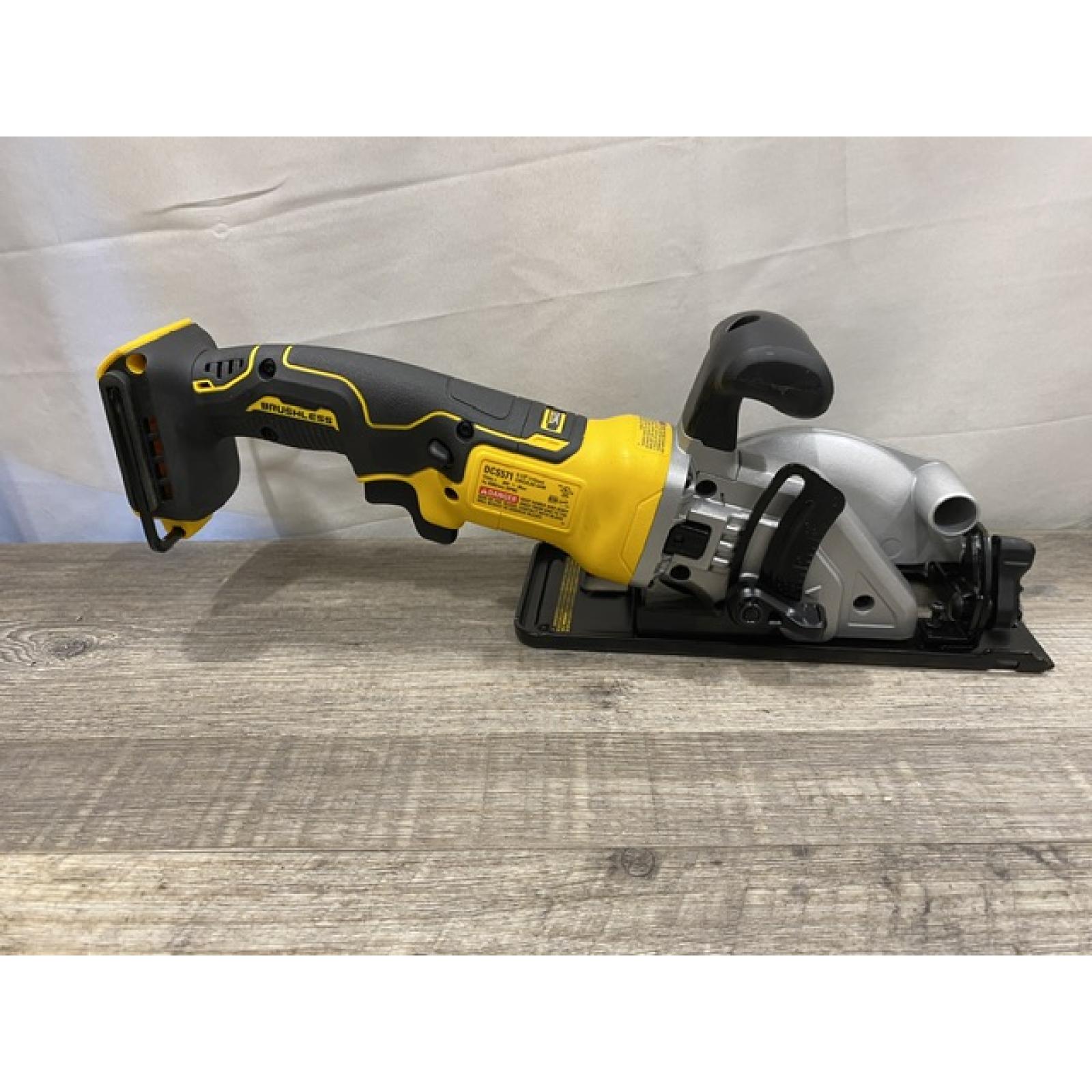 AS-IS DEWALT ATOMIC 20V MAX Cordless Brushless 4-1/2 in. Circular Saw (Tool Only)