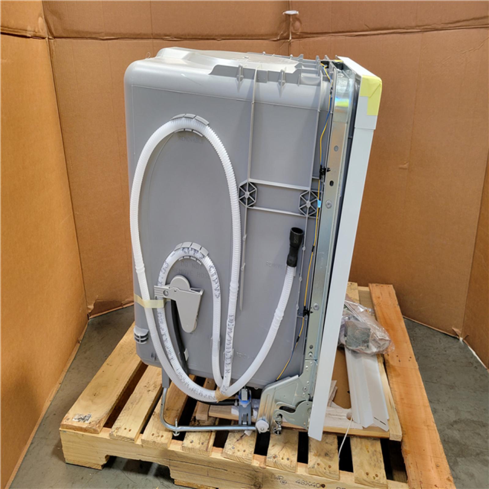 California AS-IS Home Improvement Pallet