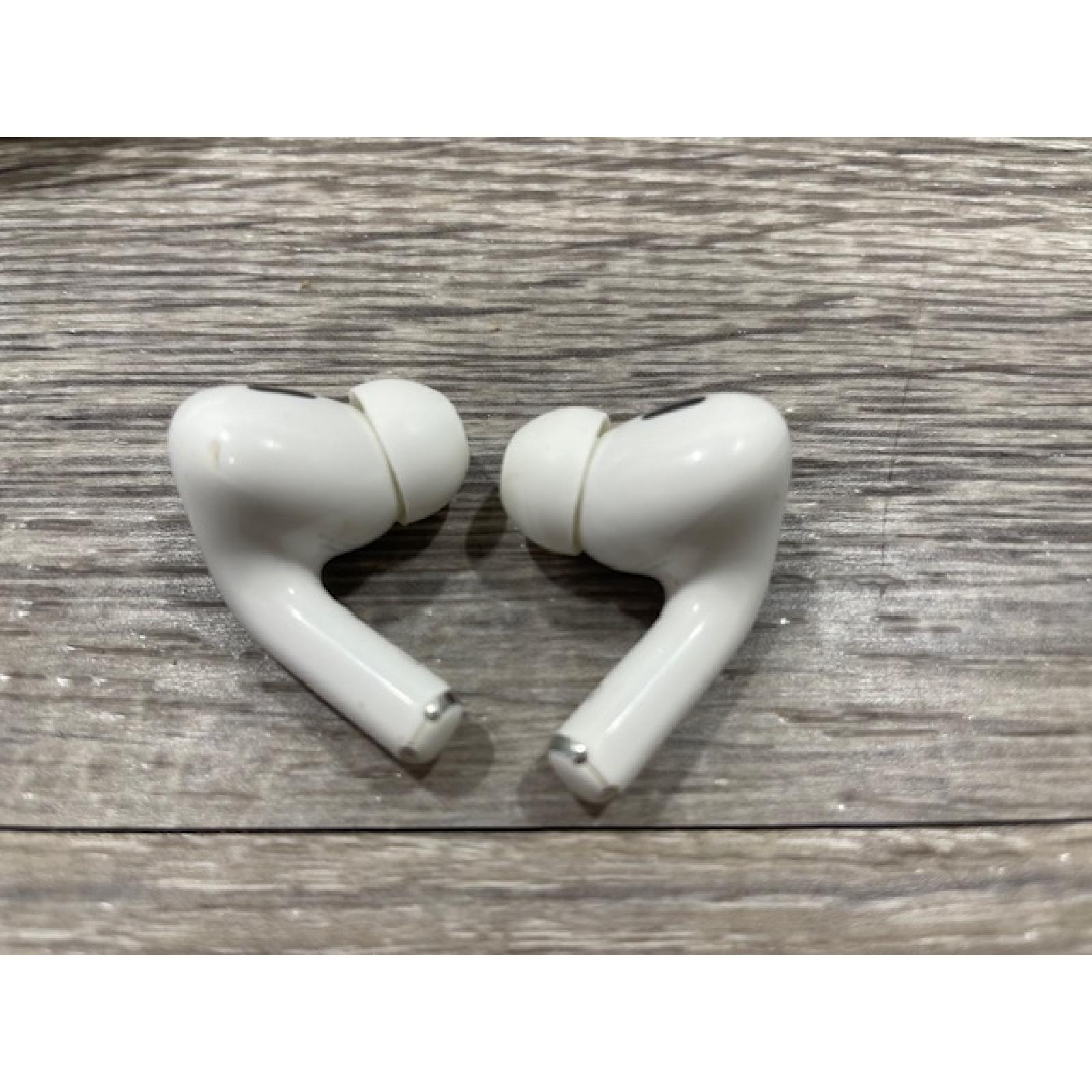 AS-IS Apple AirPods Pro 2 With MagSafe Charging Case (USB-C)