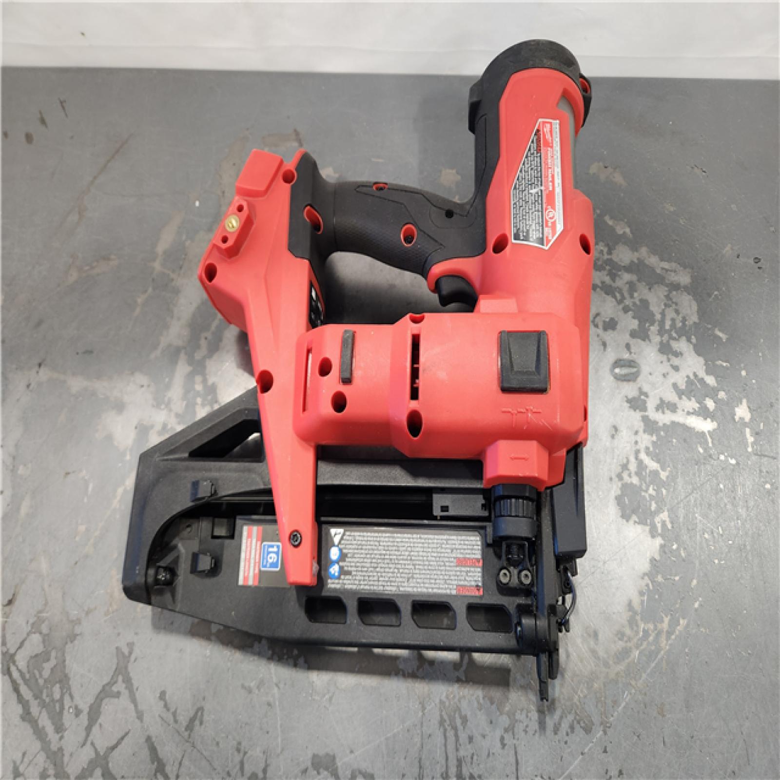 AS-IS- MILWAUKEE 16 GAUGE STRAIGHT FINISH NAILER (TOOL ONLY)