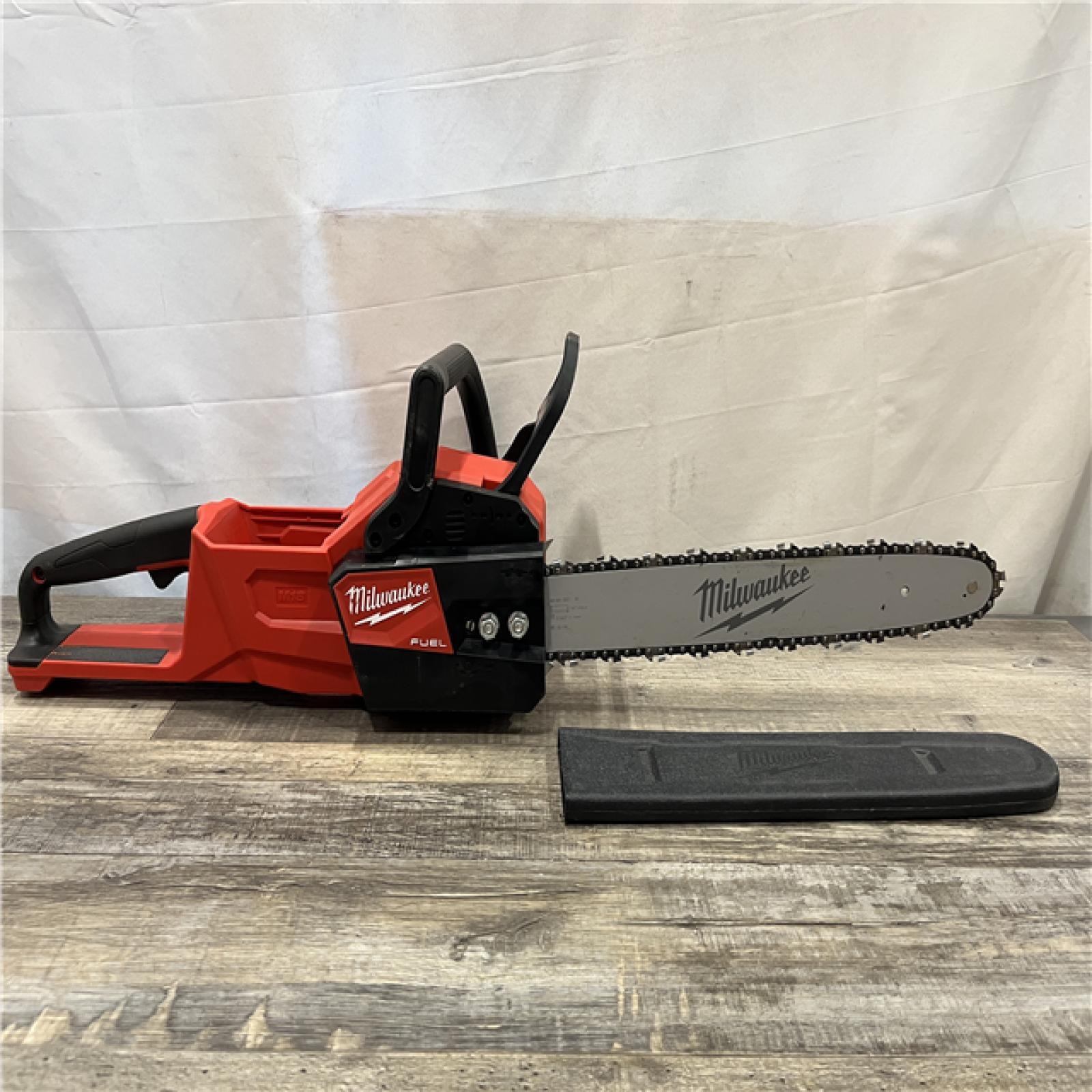 AS-IS Milwaukee FUEL 16 in. 18V Lithium-Ion Brushless Battery Chainsaw (Tool-Only)