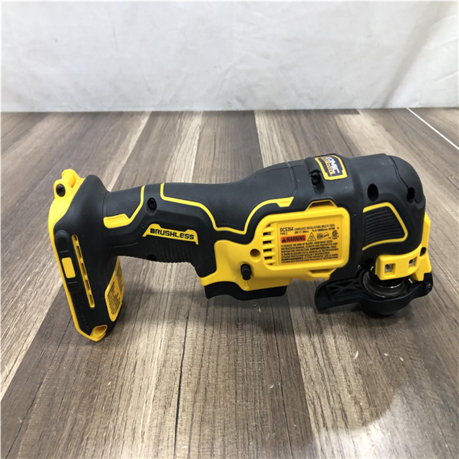AS-IS DEWALT ATOMIC 20V MAX Cordless Brushless Oscillating Multi Tool (Tool Only)