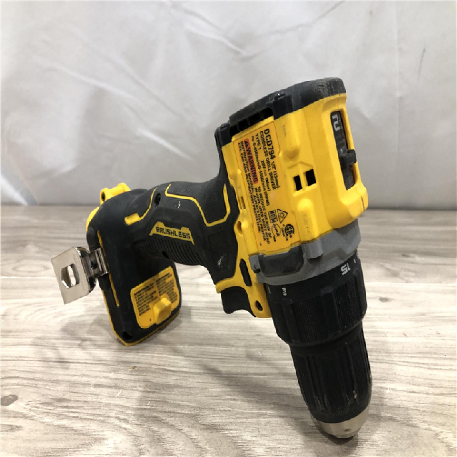 AS-IS DeWalt 20V MAX ATOMIC Cordless 4-Tool Combo Kit