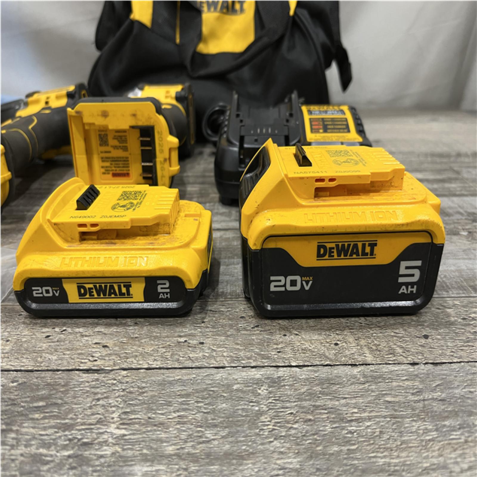 AS-IS DEWALT ATOMIC 20V MAX Lithium-Ion Cordless 2-Tool Combo Kit