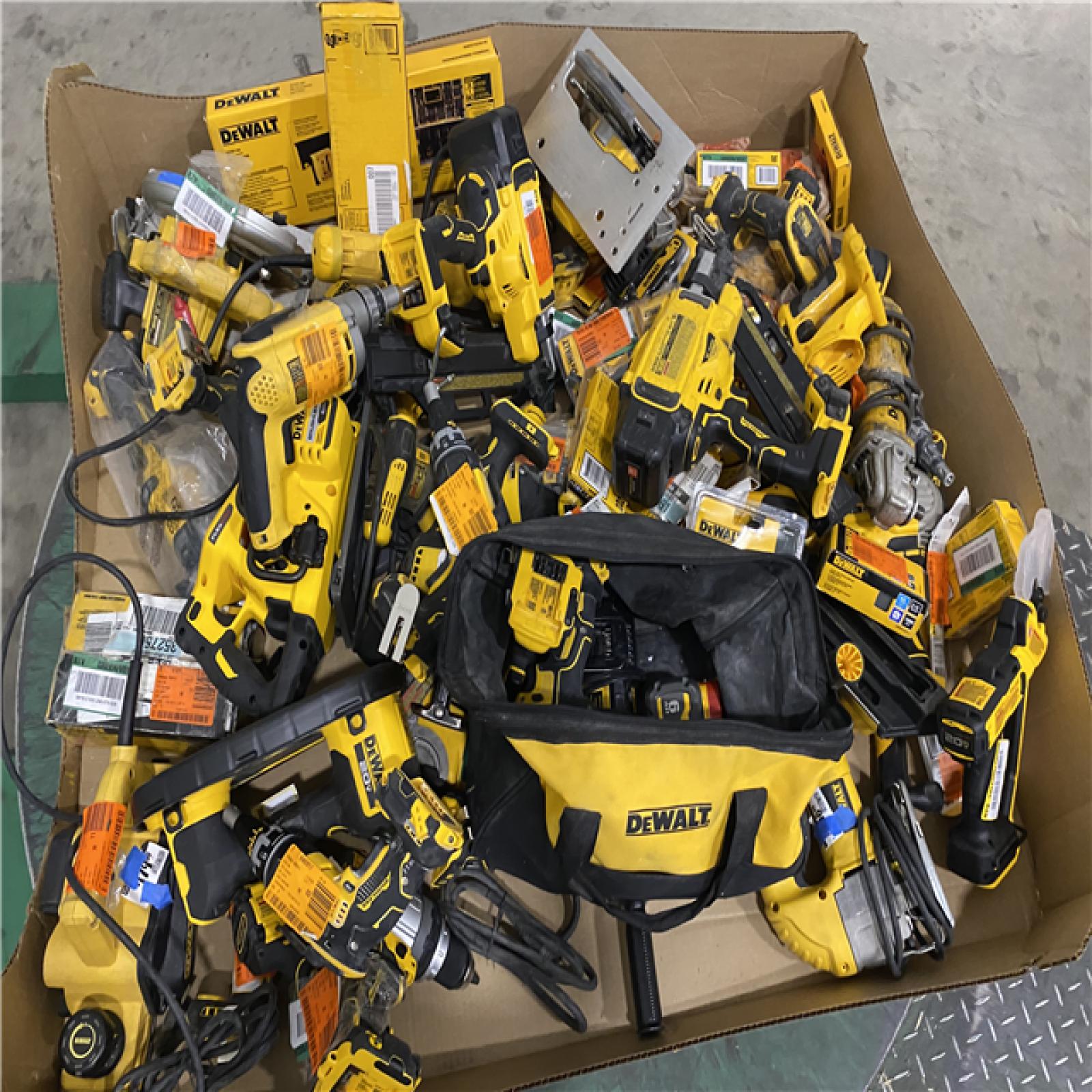 Dallas Location - As-Is DEWALT Tool Pallet