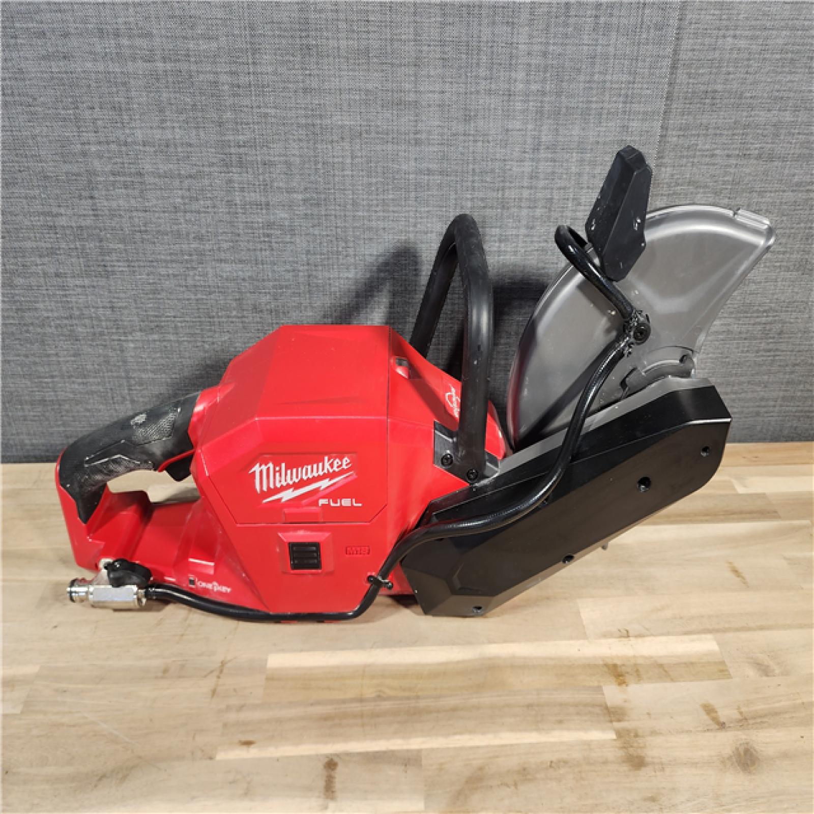 HOUSTON LOCATION - AS-IS Milwaukee 2786-20 M18 FUEL Lithium-Ion 9 in. Cut-Off Saw W/ ONE-KEY (Tool Only)