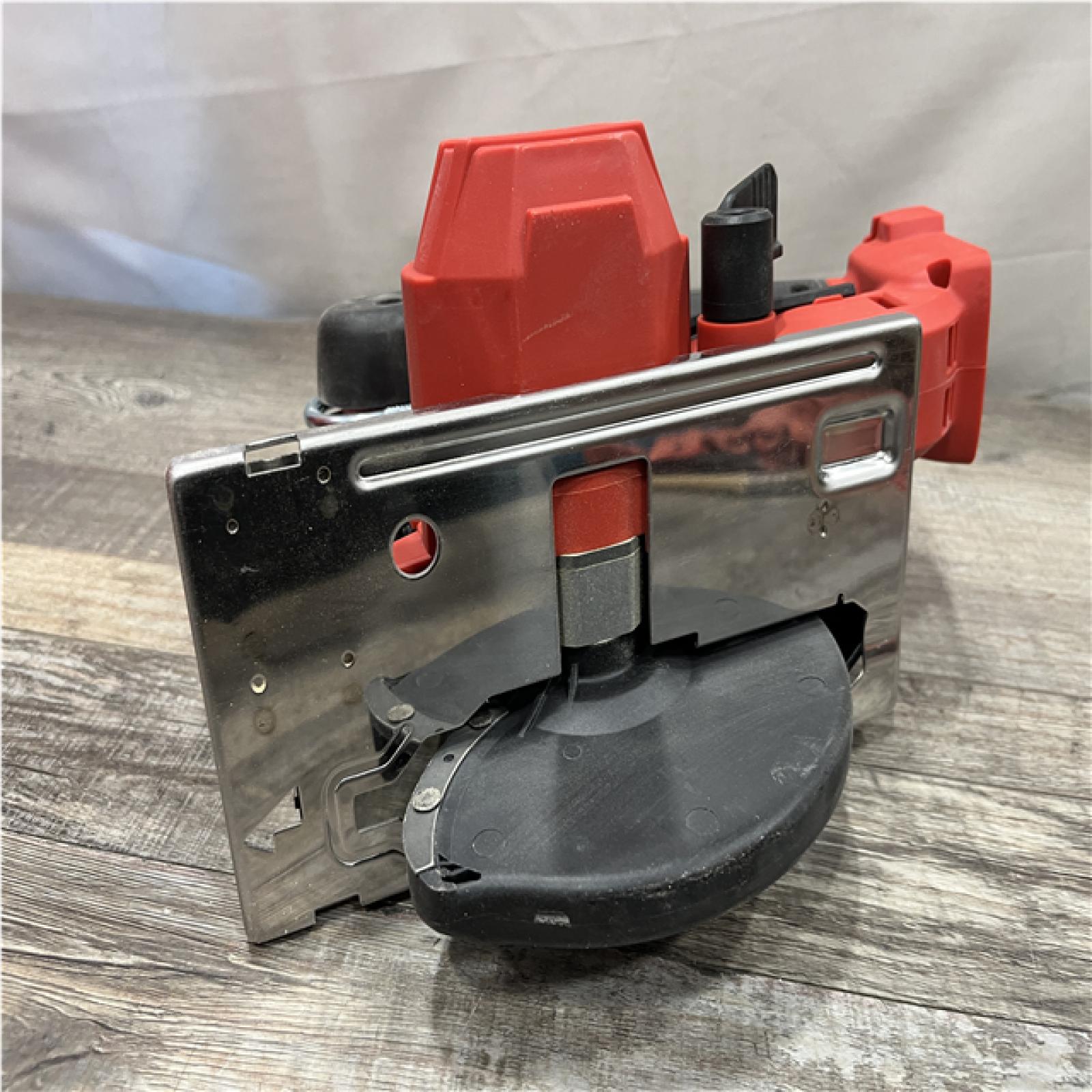 AS-IS Milwaukee  FUEL 18V Lithium-Ion Brushless Cordless Metal Cutting 5-3/8 in. Circular Saw (Tool-Only)
