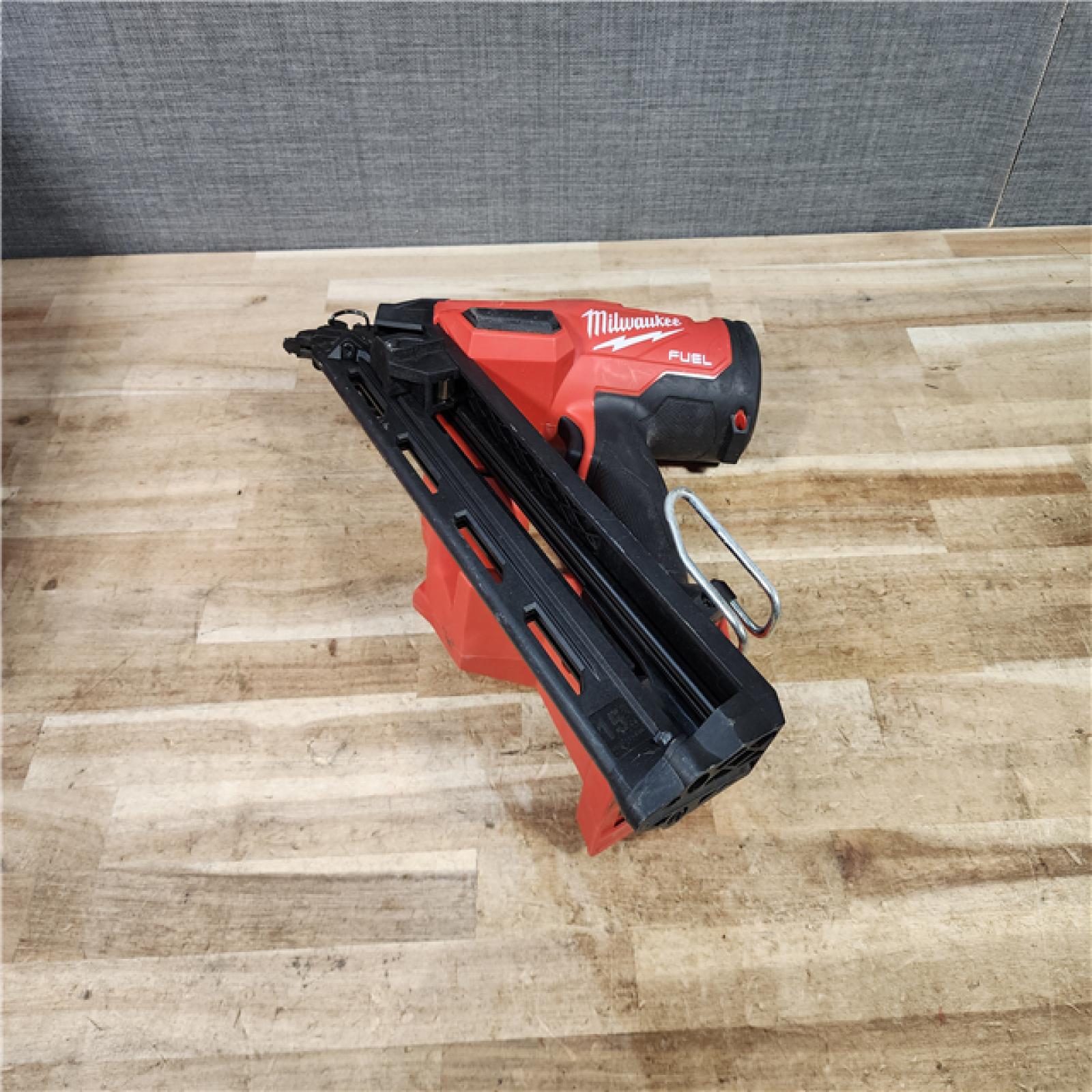 HOUSTON LOCATION - AS - IS Milwaukee FUEL 18-Volt Lithium-Ion Brushless Cordless Gen II 15-Gauge Angled Finish Nailer (Tool-Only)