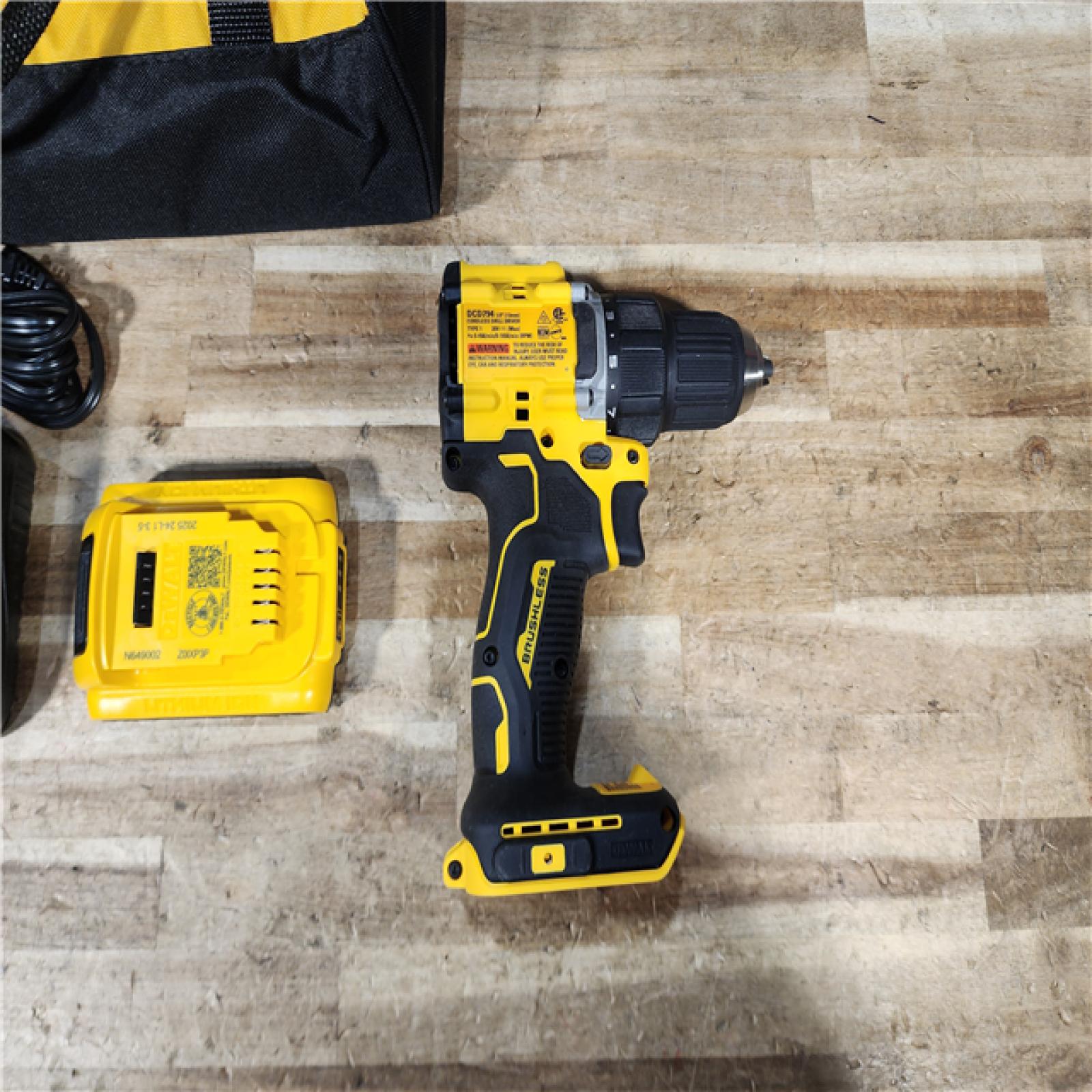 HOUSTON LOCATION - AS - IS DEWALT Atomic 20V Lithium-Ion Cordless Compact 1/2 in. Drill/Driver Kit