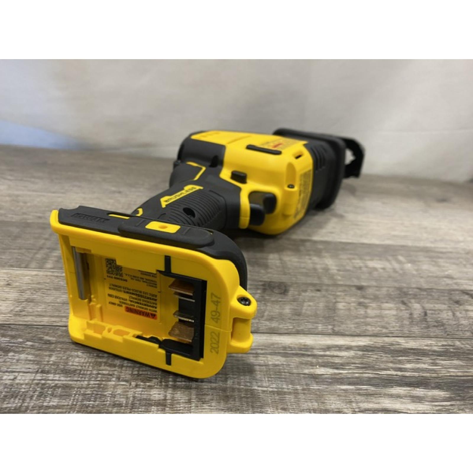 AS-IS DEWALT ATOMIC 20V MAX Cordless Brushless Compact Reciprocating Saw (Tool Only)