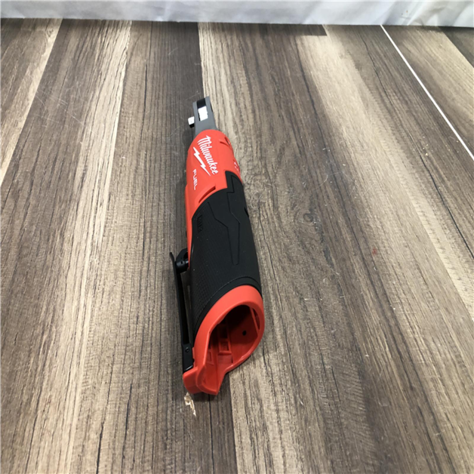 AS-IS Milwaukee M12 FUEL 12V Lithium-Ion Brushless Cordless High Speed 1/4 in. Ratchet Kit